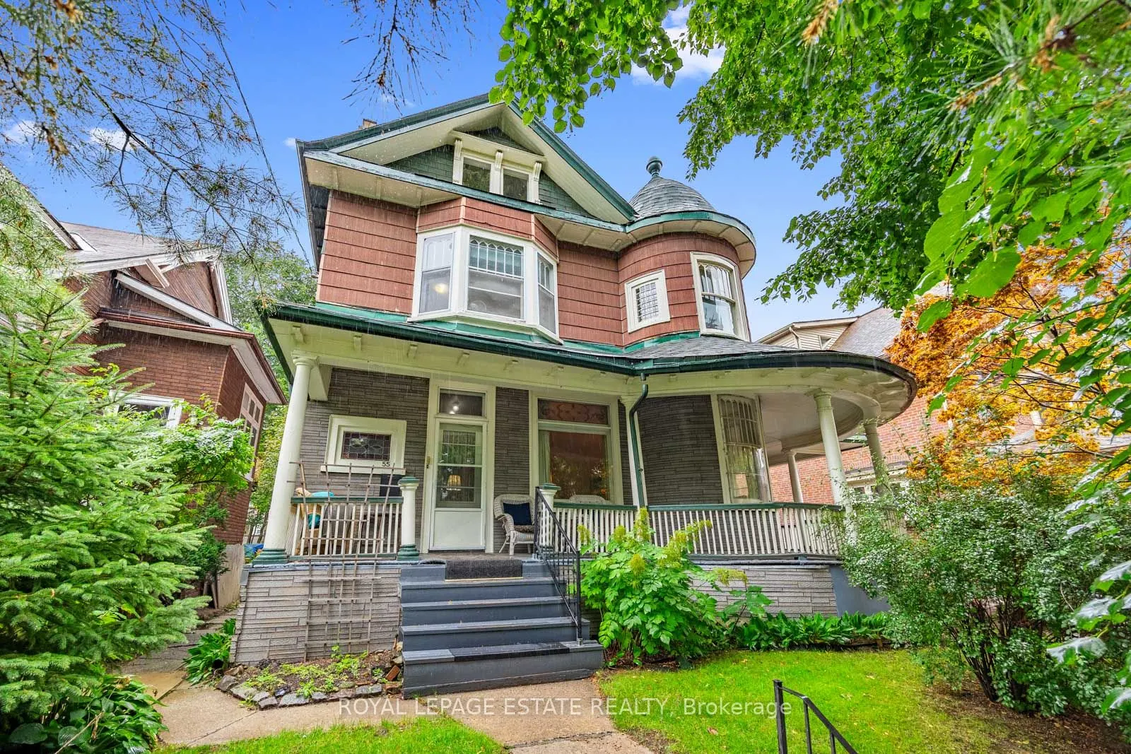 55 Leuty Avenue