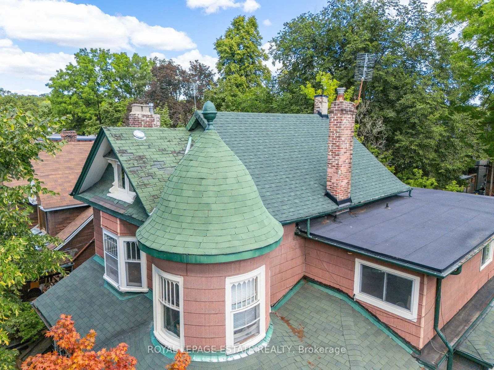 55 Leuty Avenue