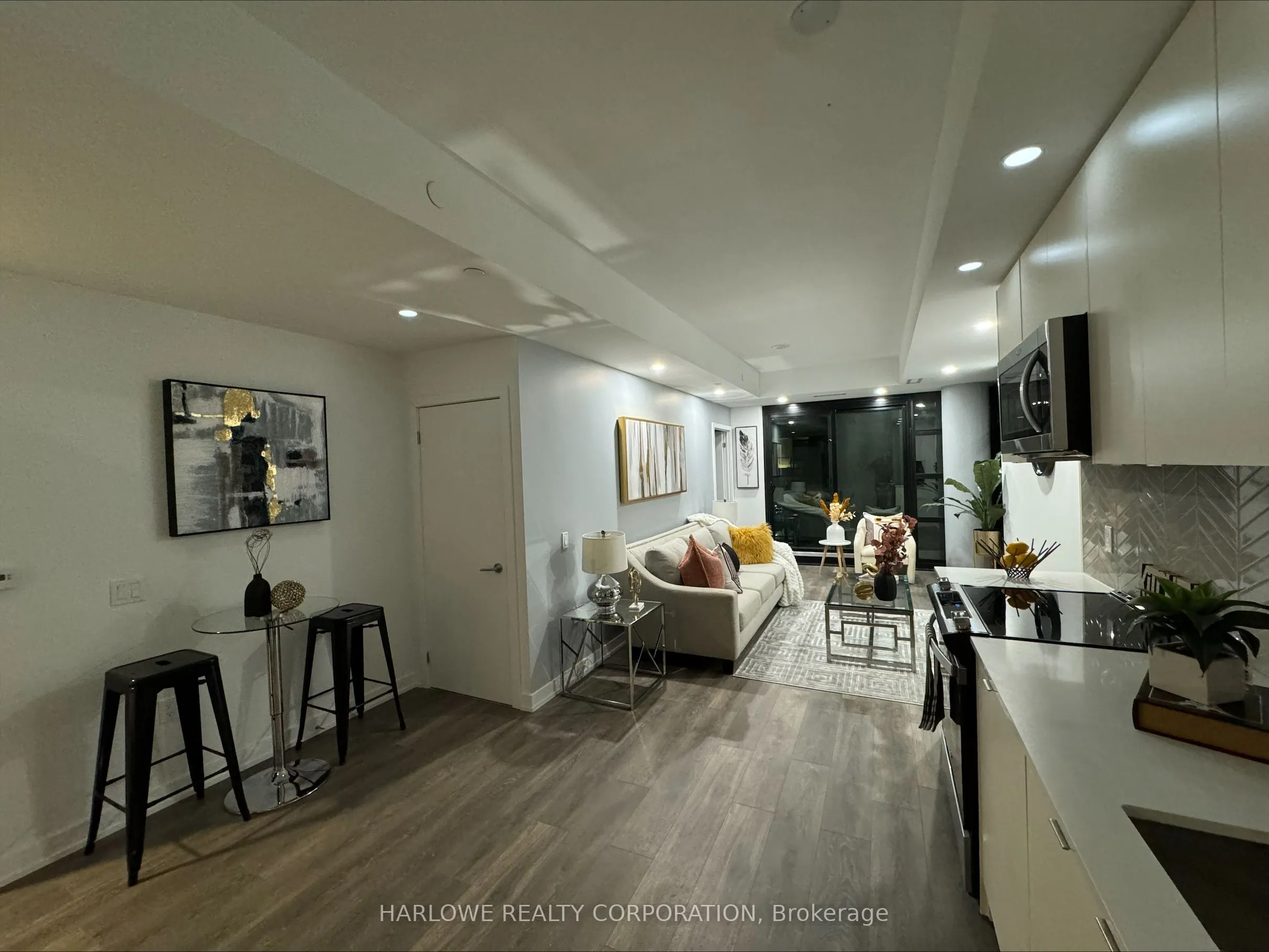 1606 Charles Street, #403 A