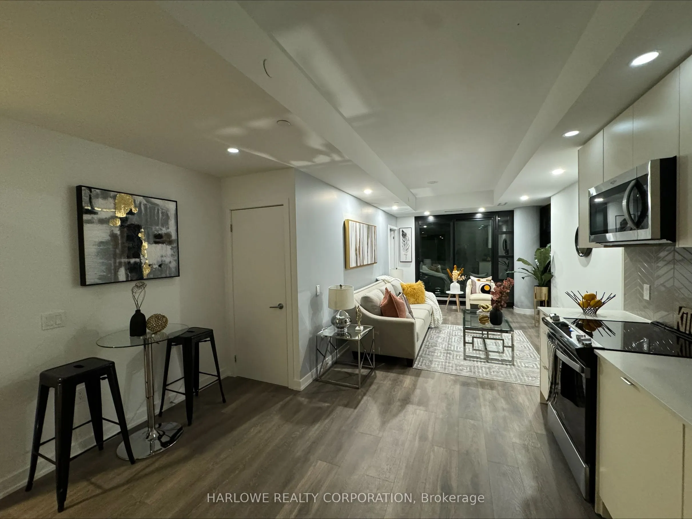 1606 Charles Street, #403 A