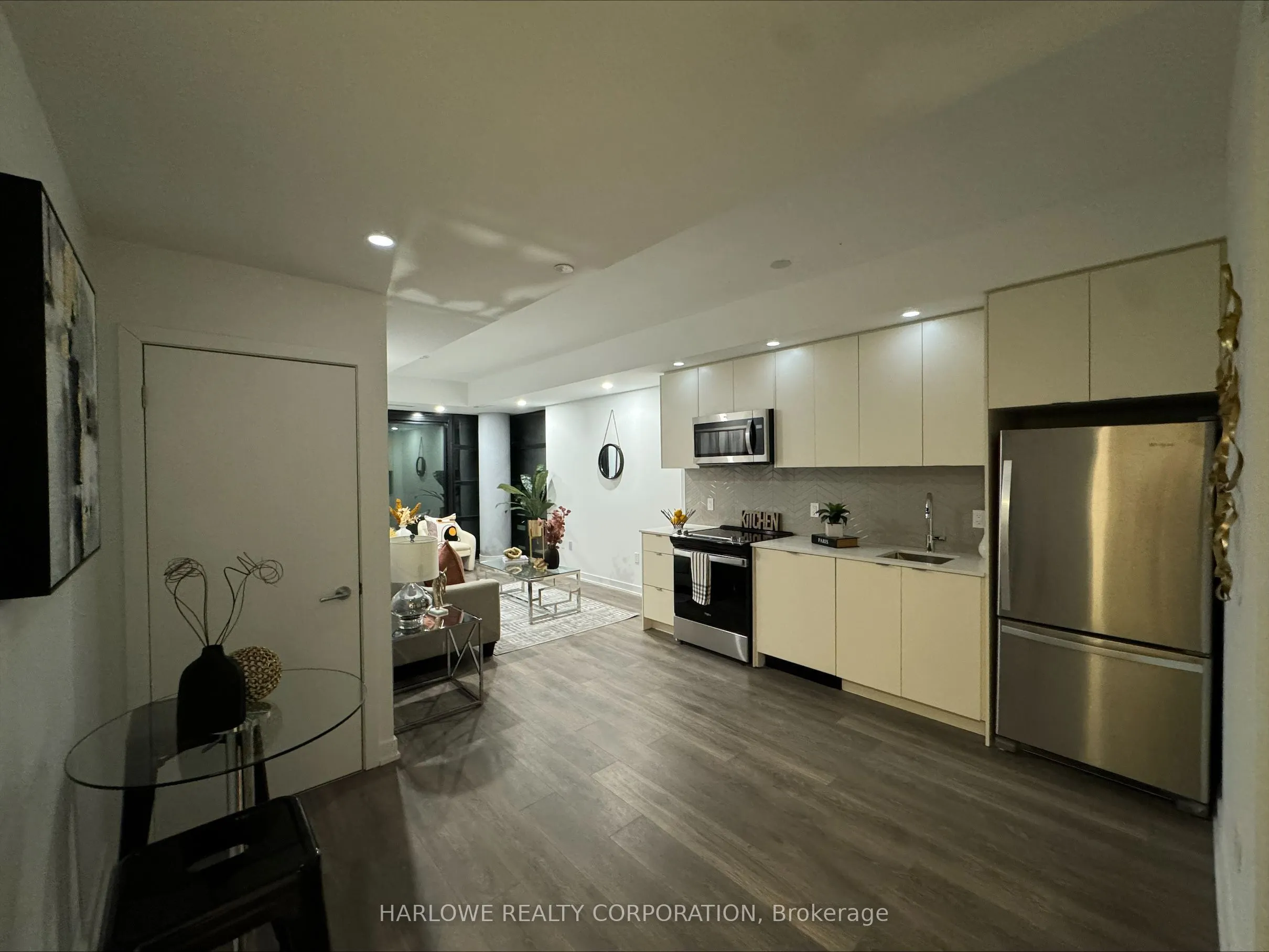 1606 Charles Street, #403 A