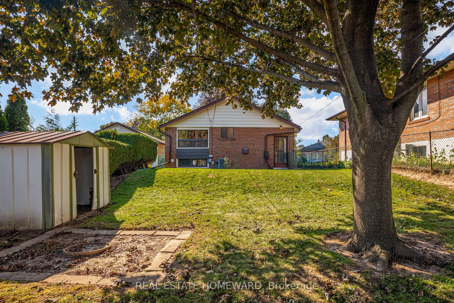 80 Wantanopa Crescent