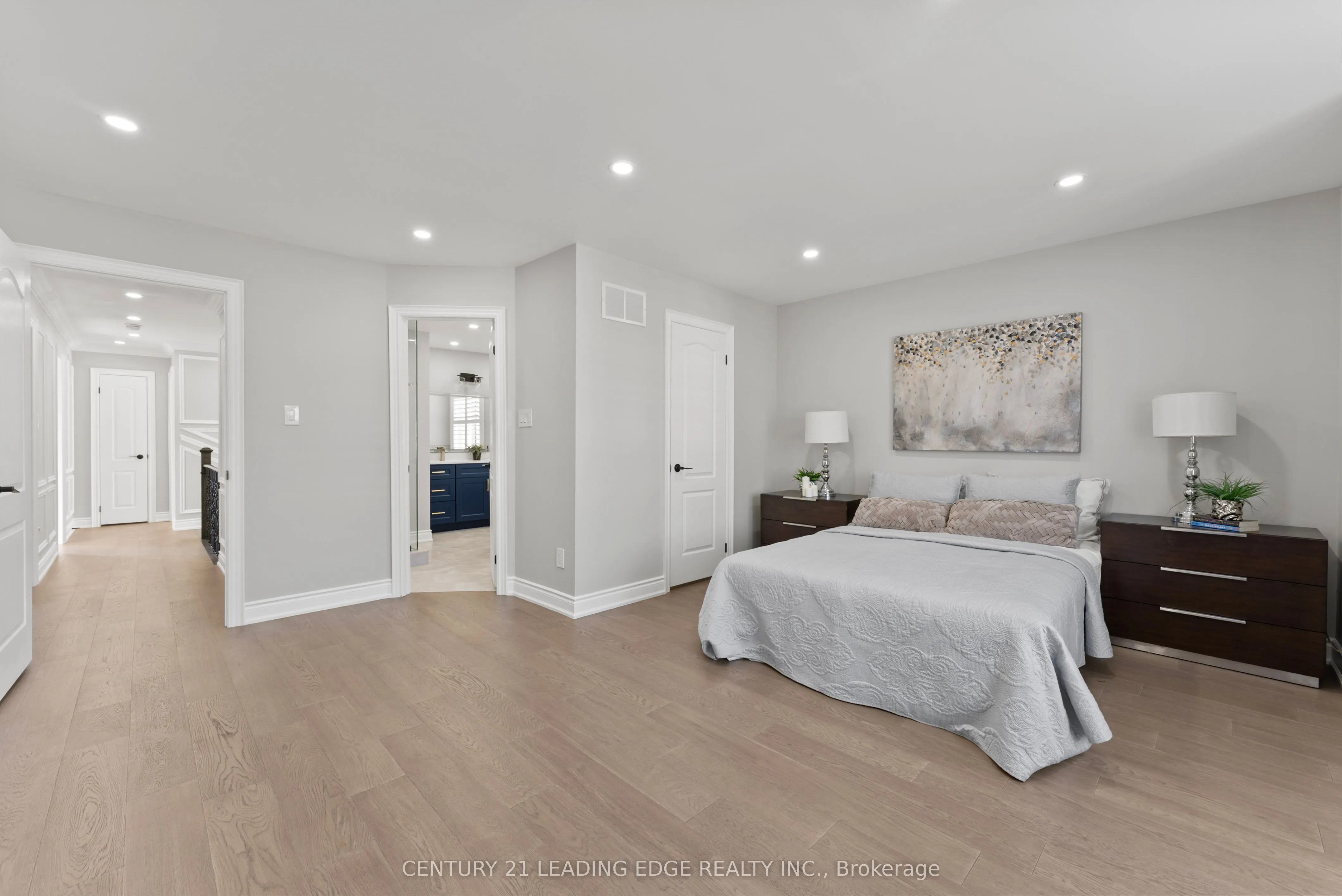 66 Chatterson Street, #Main & 2nd floor