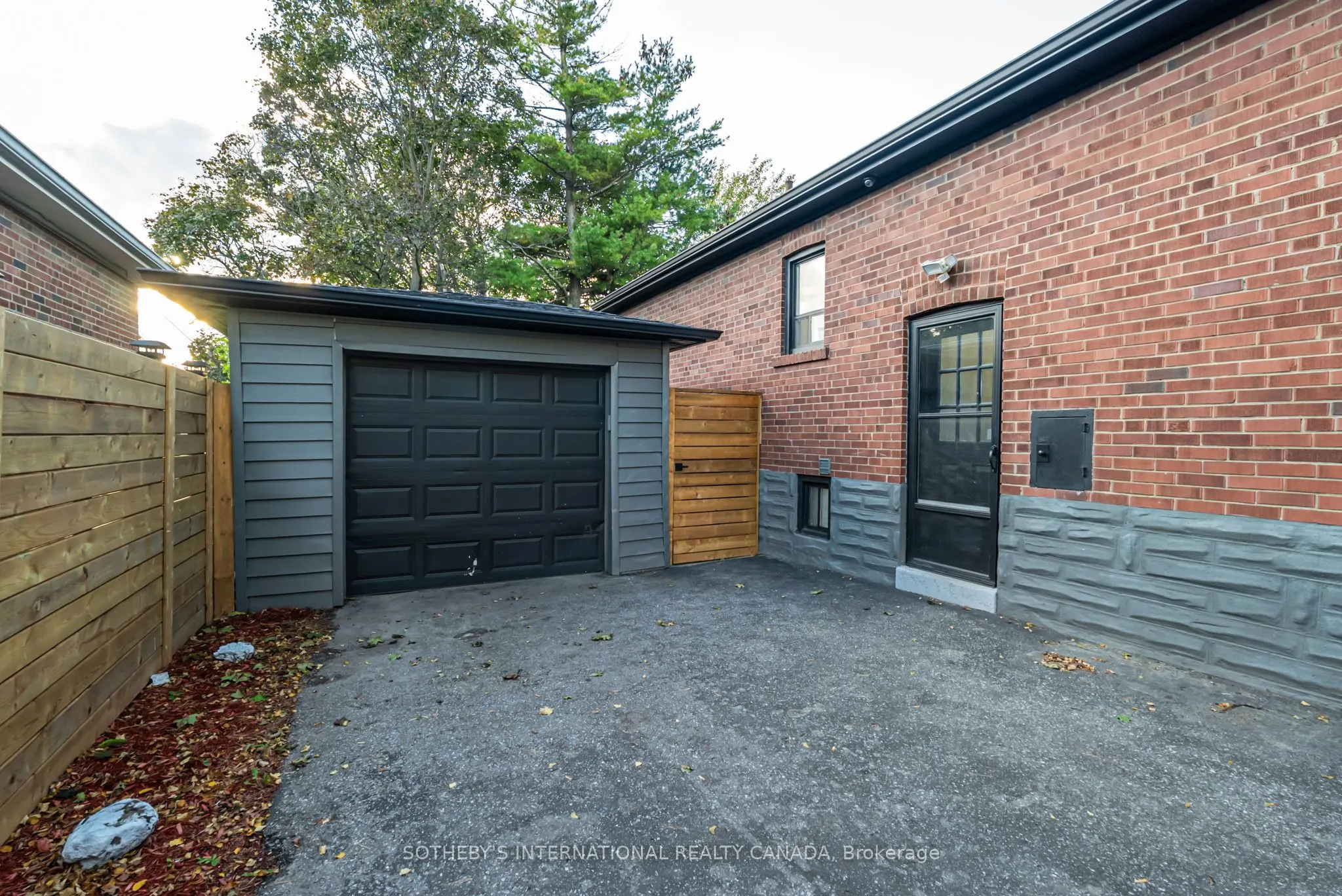 38 Vauxhall Drive