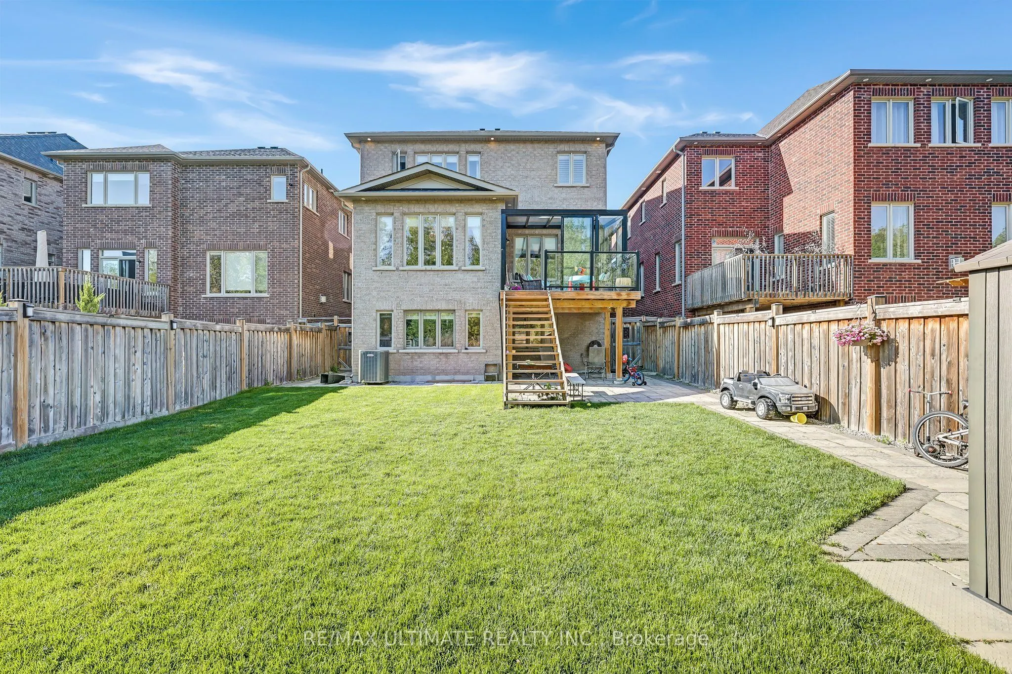 42 Donwoods Crescent