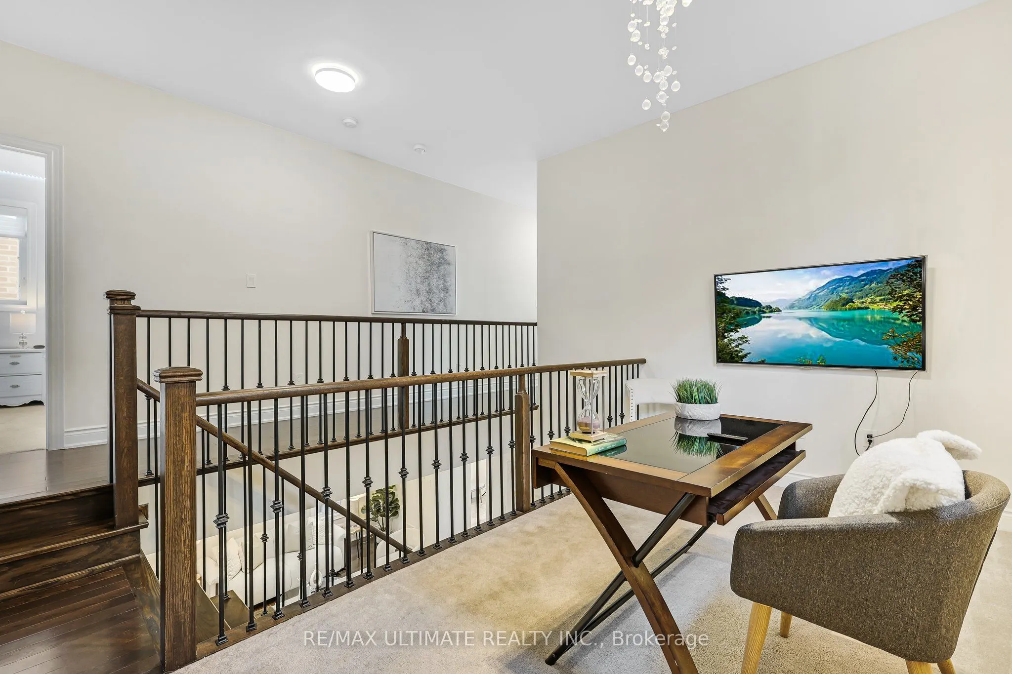 42 Donwoods Crescent
