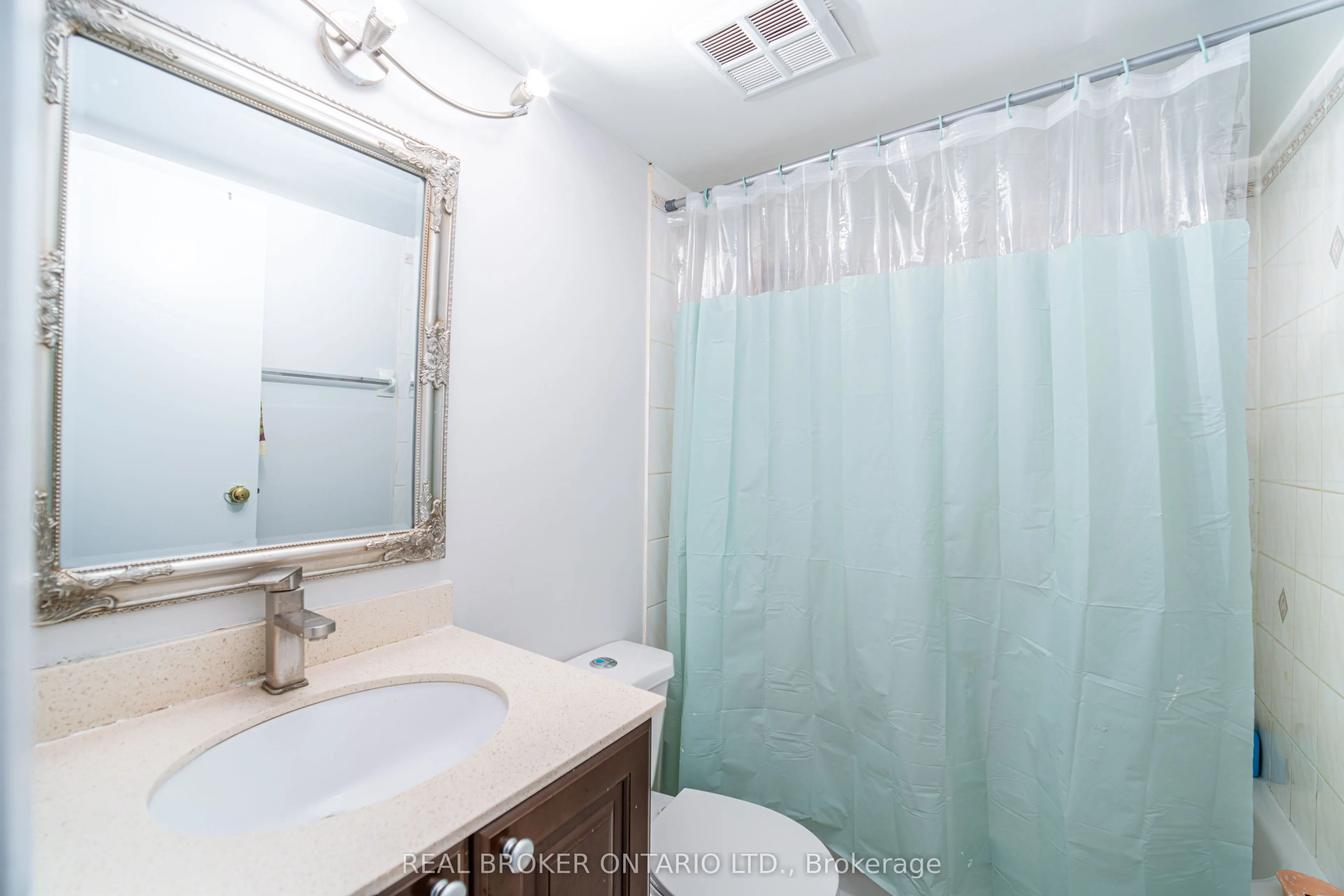 39 Kimbercroft Court, #414