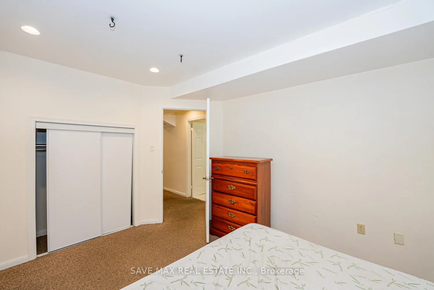 34 RIVER GROVE Drive, #Basement