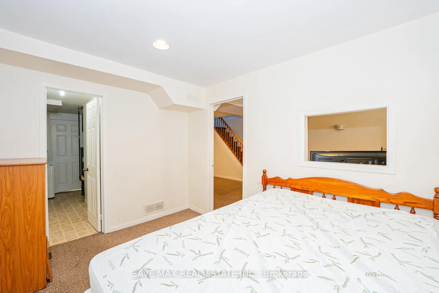 34 RIVER GROVE Drive, #Basement