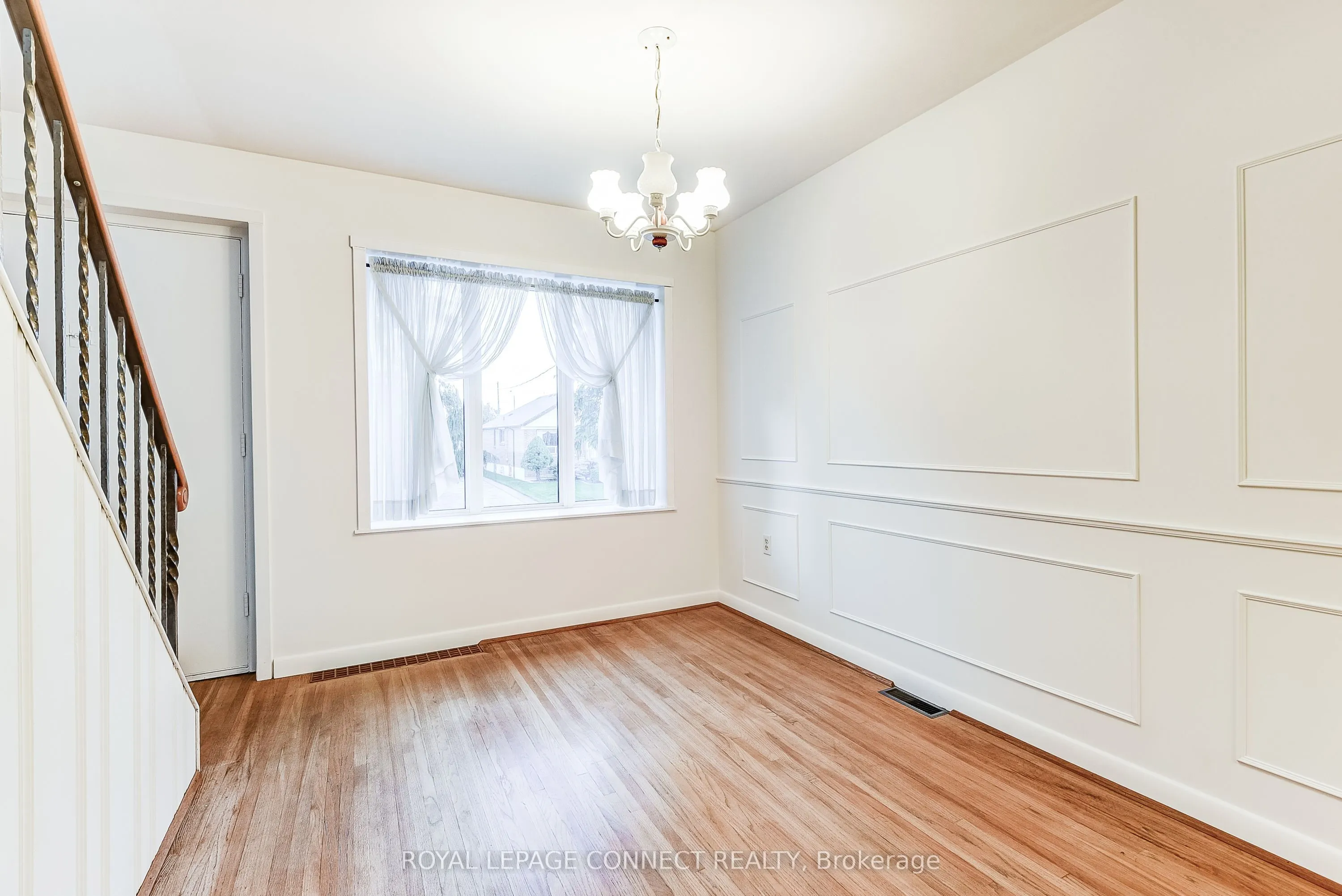 11 Waringstown Drive
