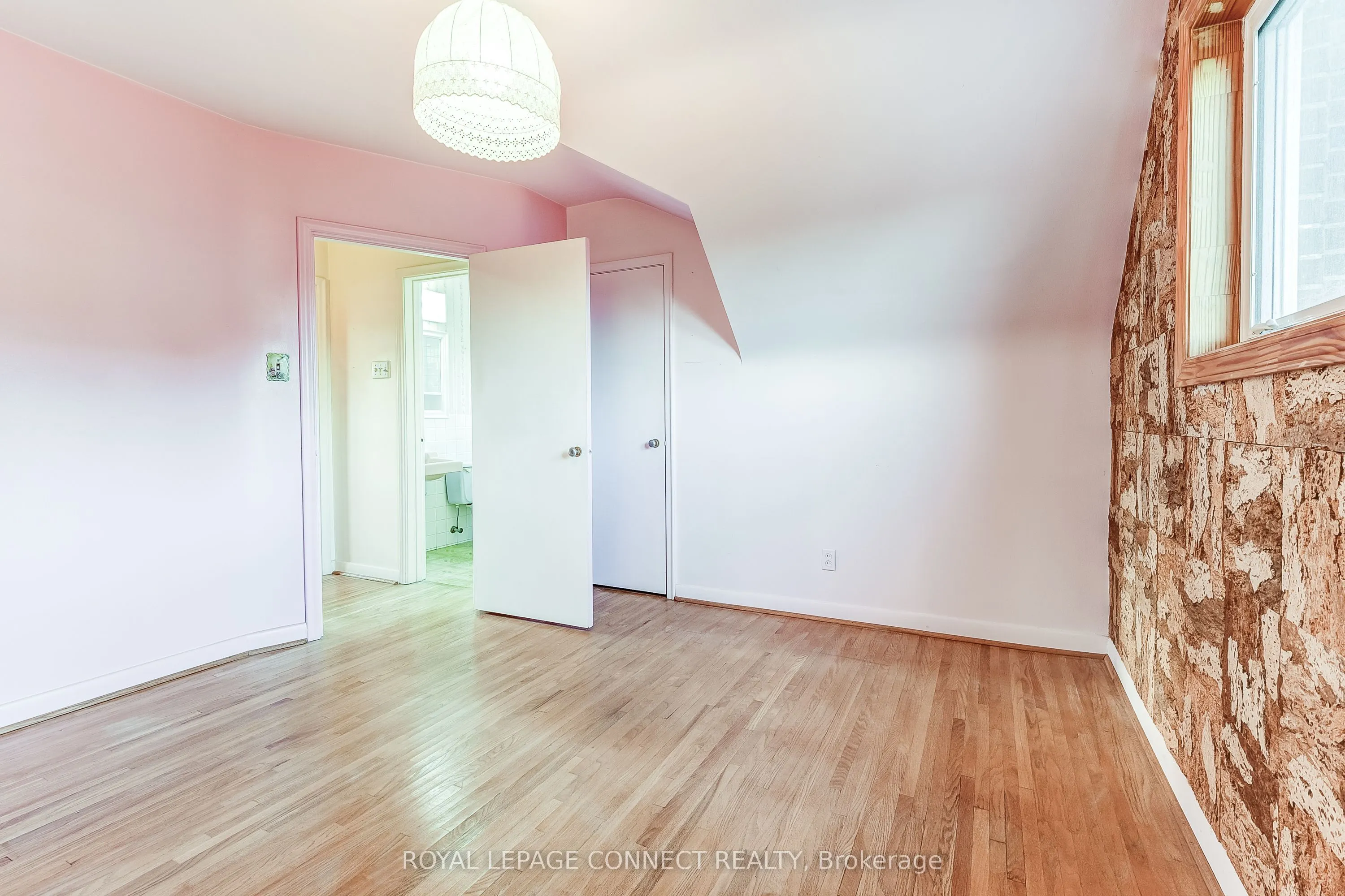 11 Waringstown Drive