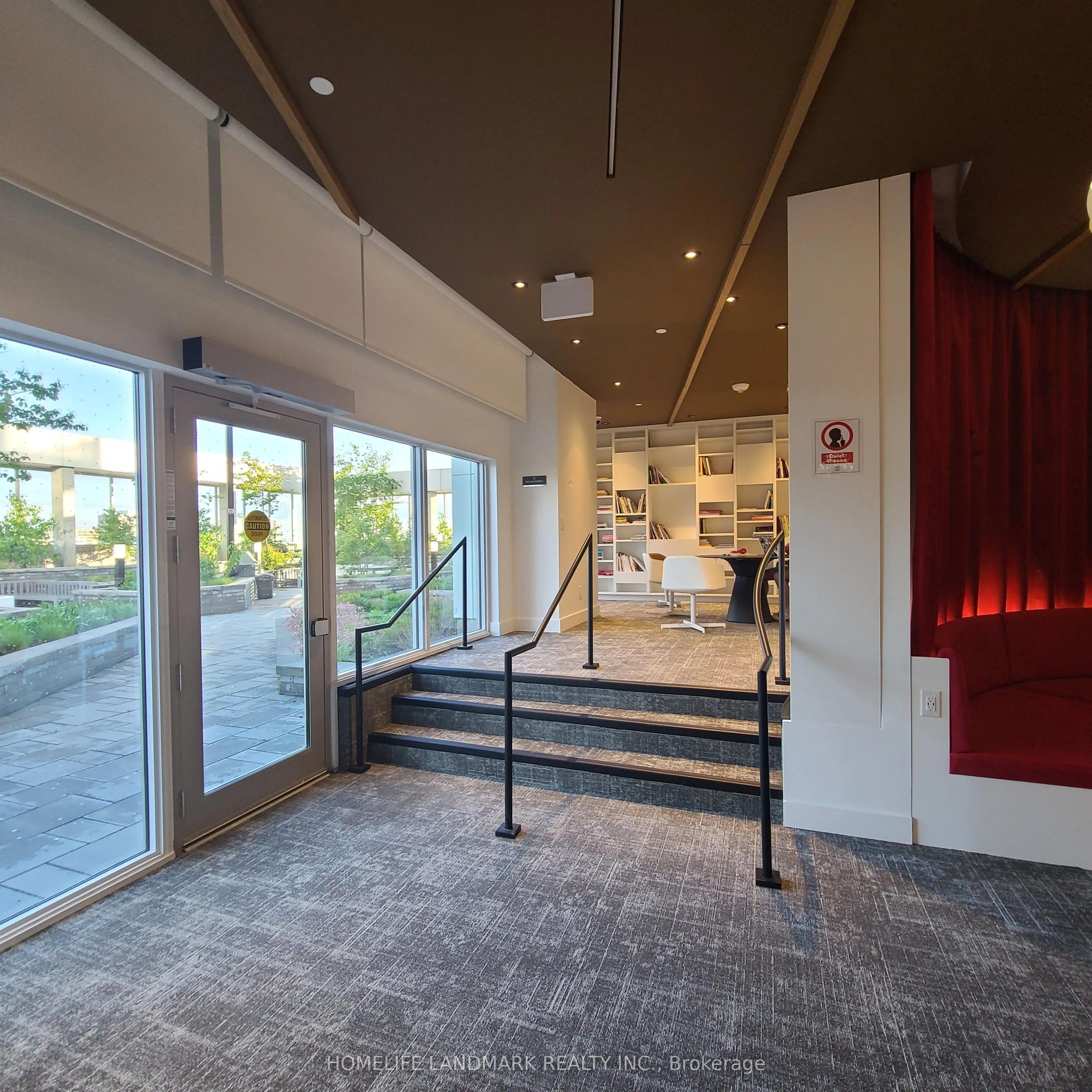 2033 Kennedy Road, #3806