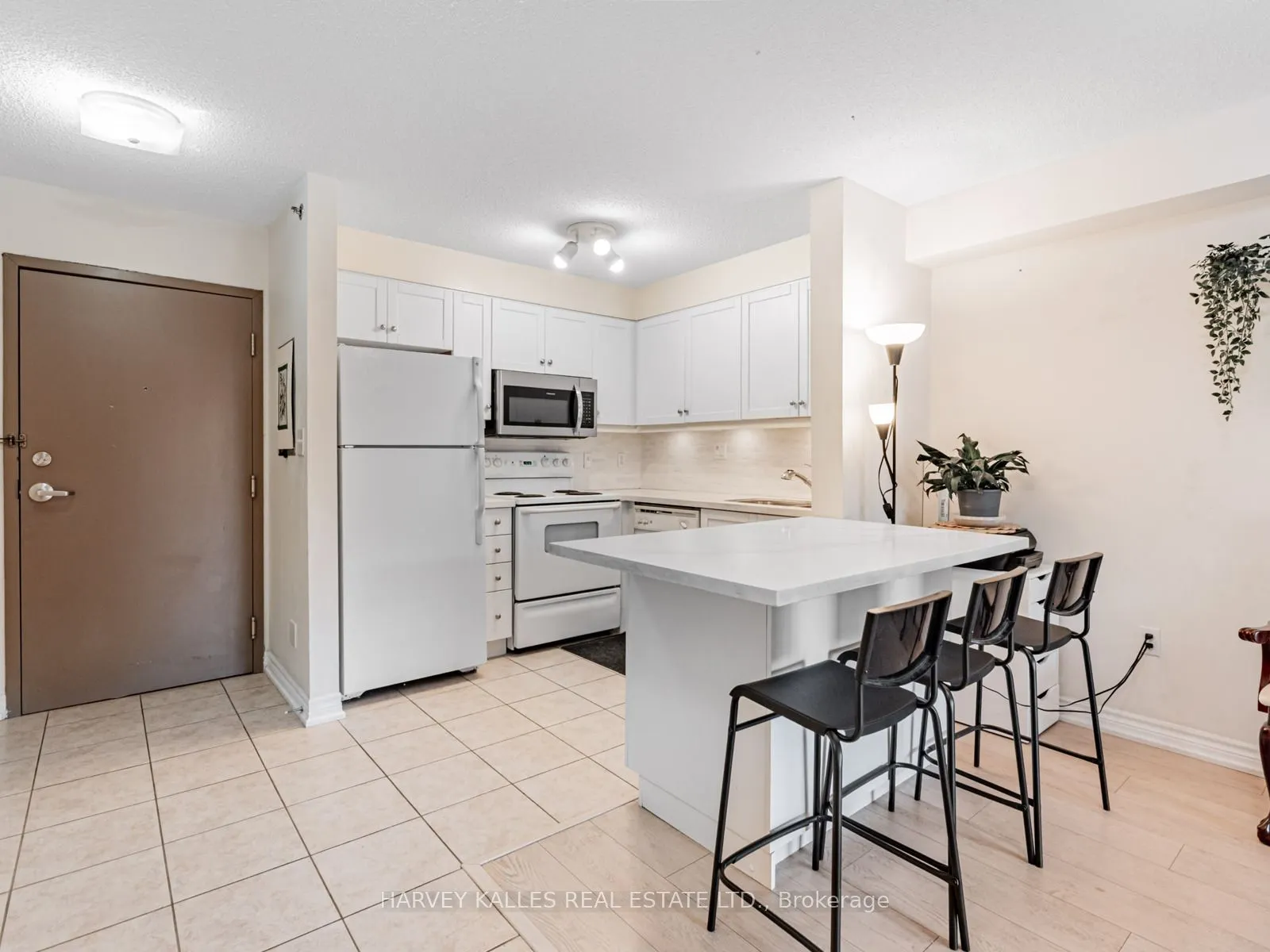 5225 Finch Avenue E, #430