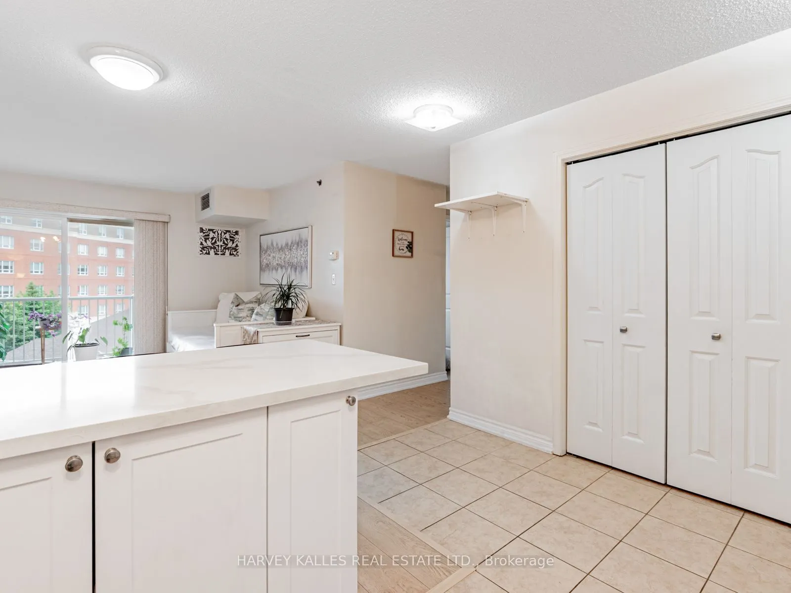5225 Finch Avenue E, #430