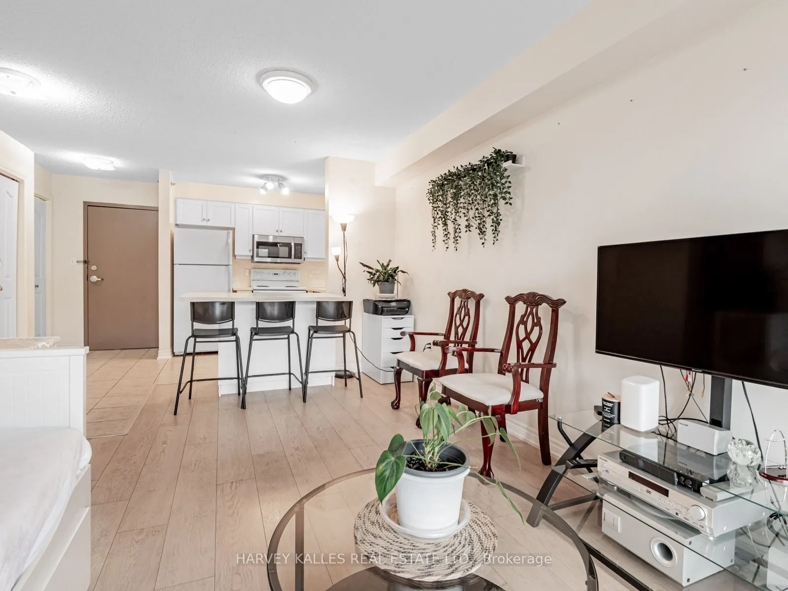 5225 Finch Avenue E, #430