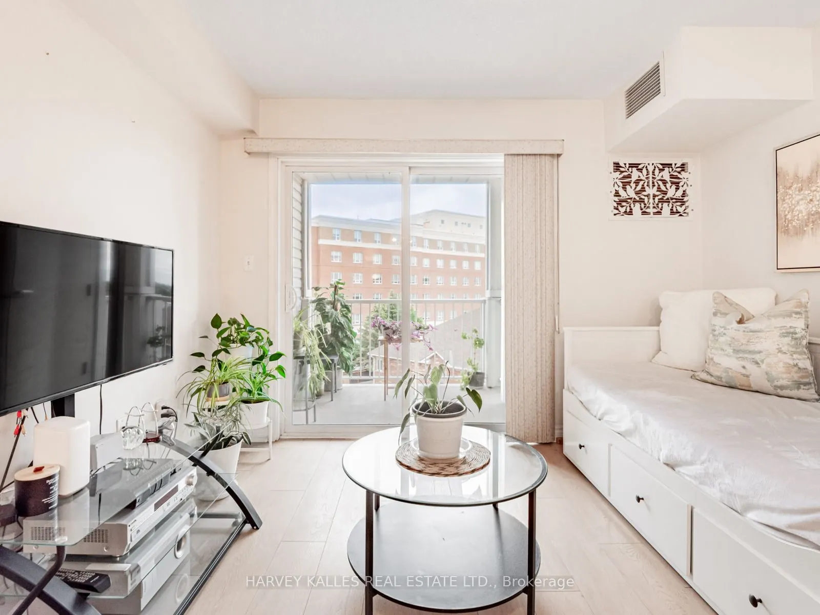 5225 Finch Avenue E, #430