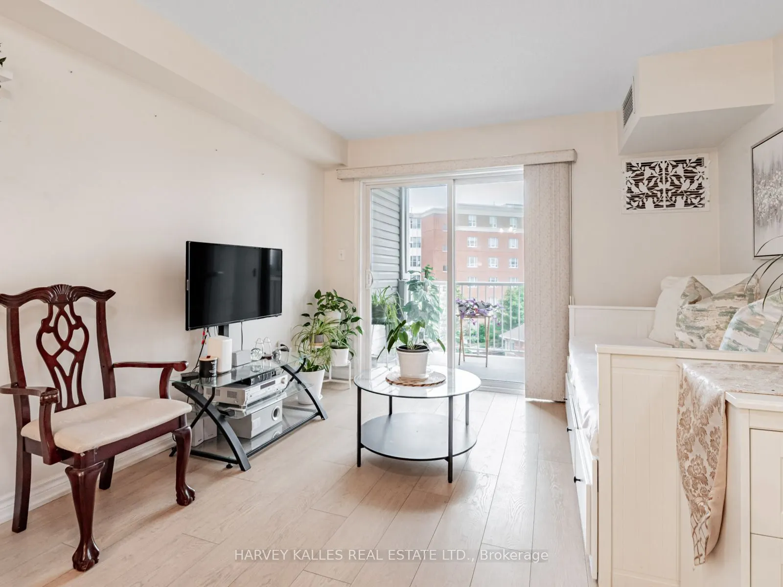 5225 Finch Avenue E, #430