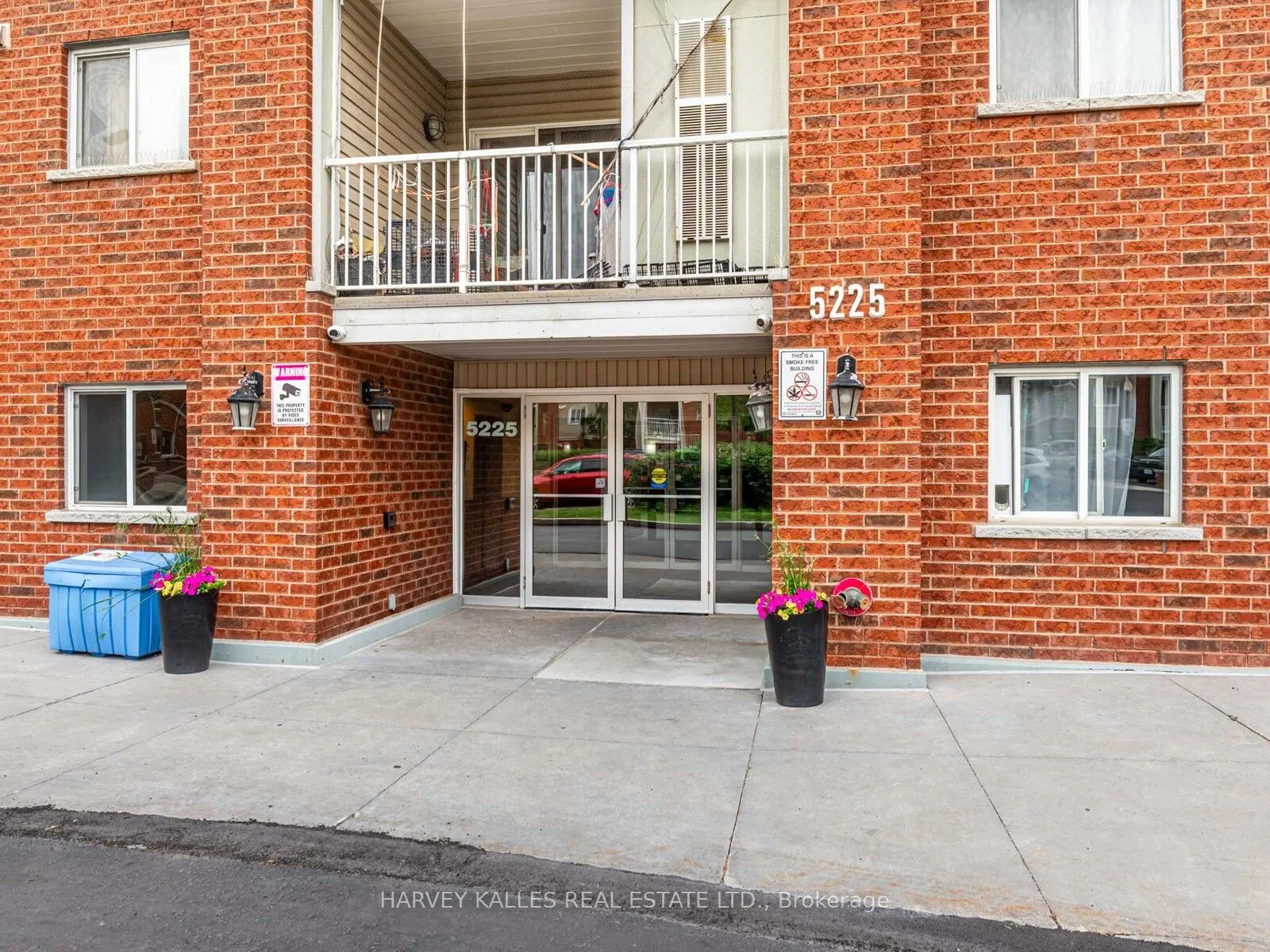 5225 Finch Avenue E, #430