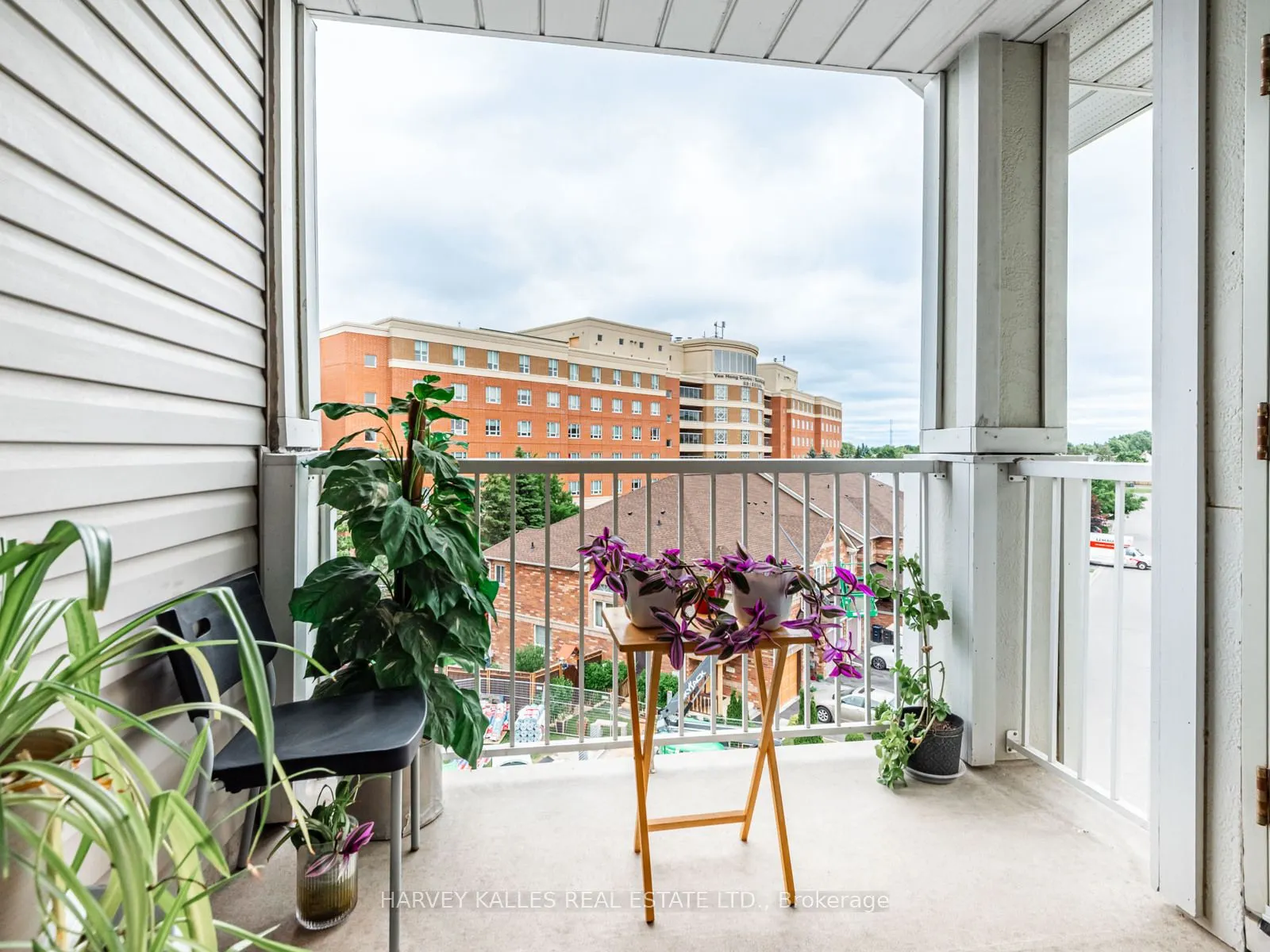 5225 Finch Avenue E, #430