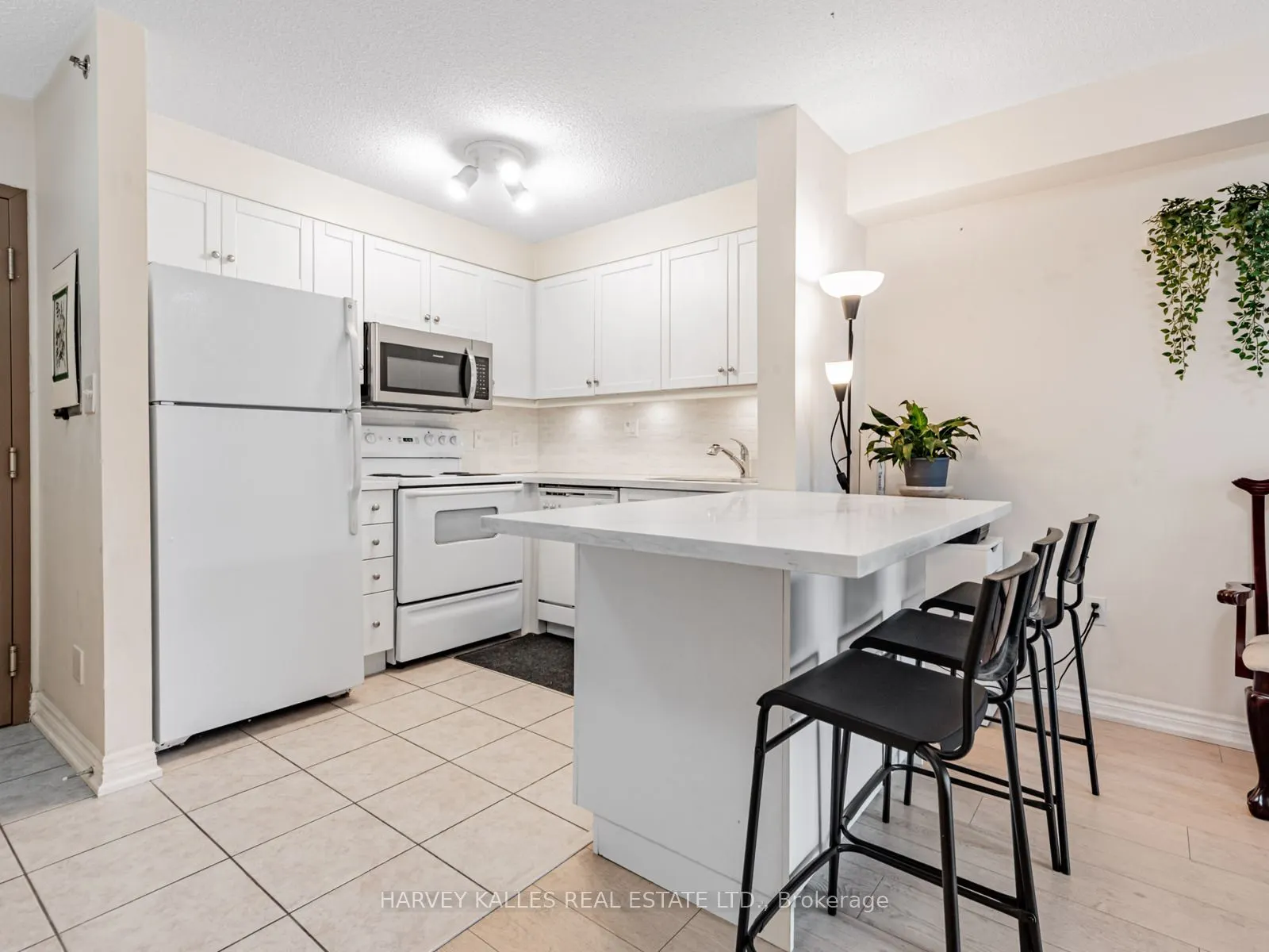 5225 Finch Avenue E, #430