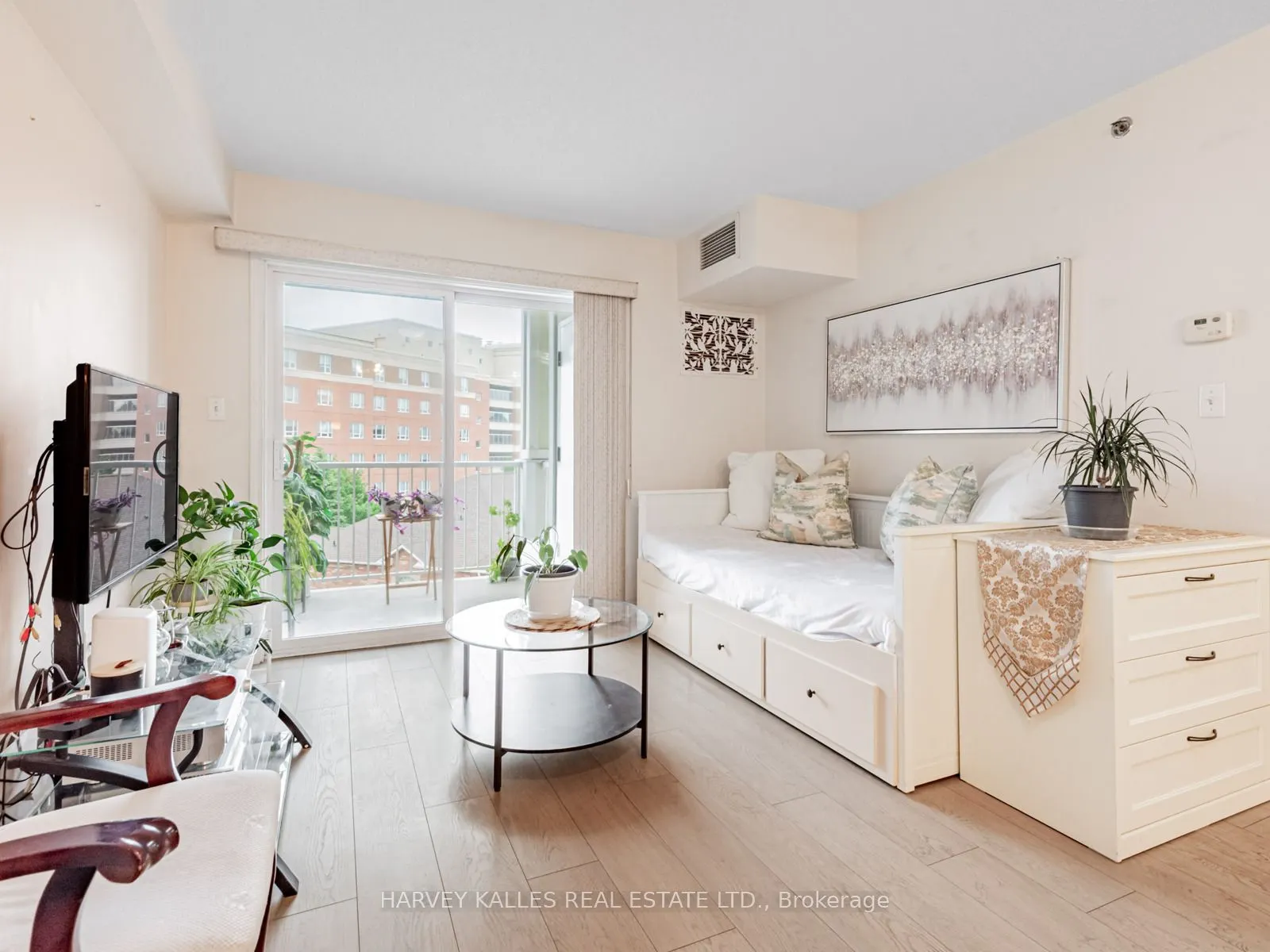5225 Finch Avenue E, #430