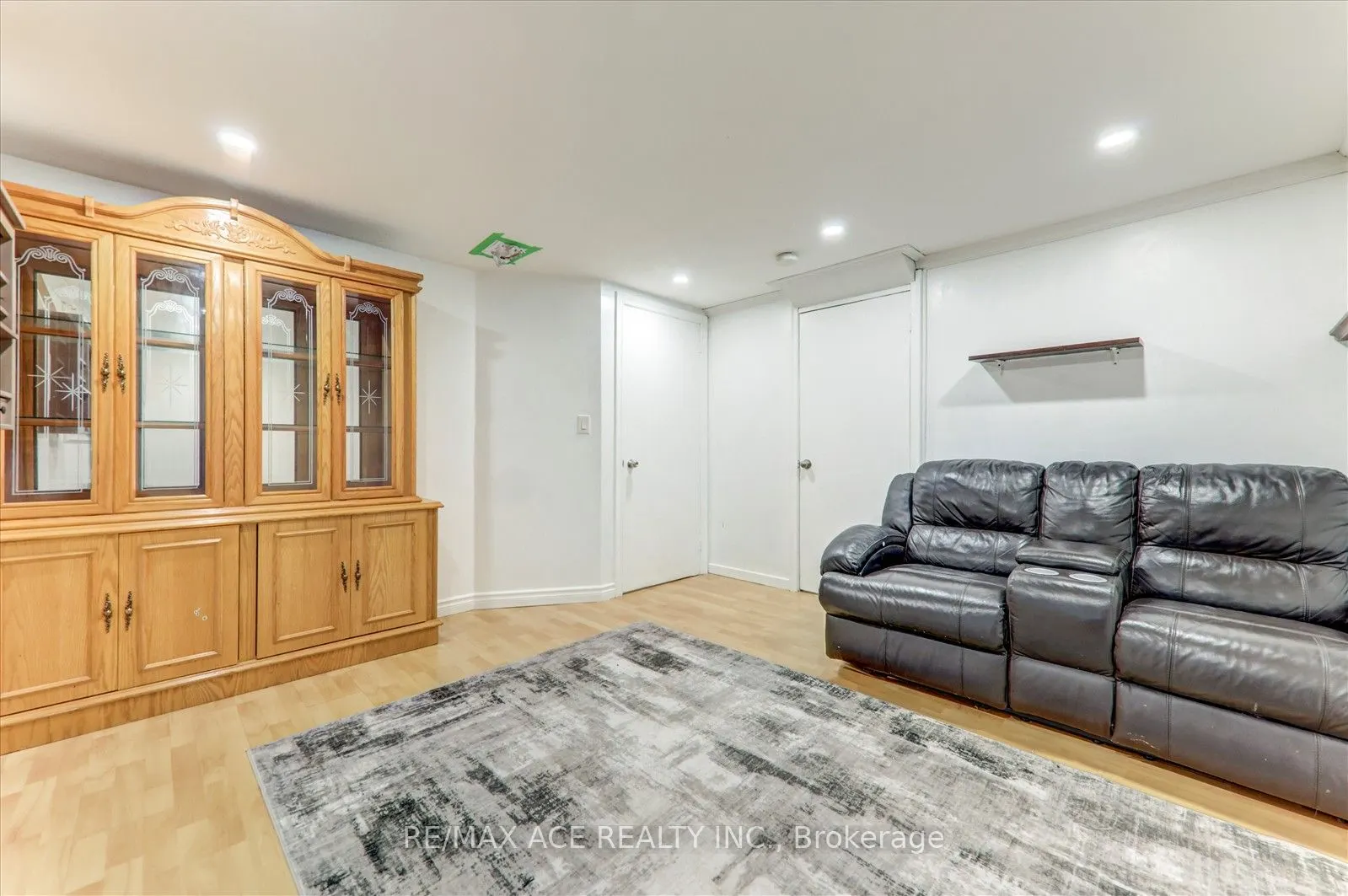 81 Grassmere Avenue