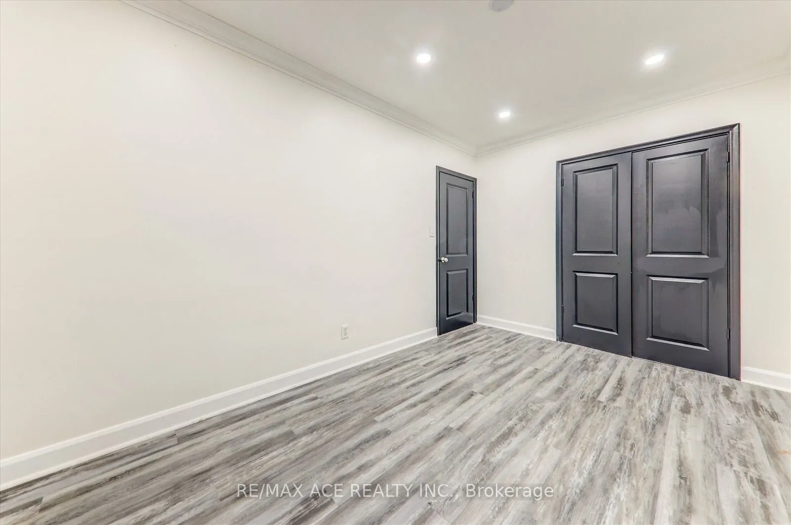 81 Grassmere Avenue