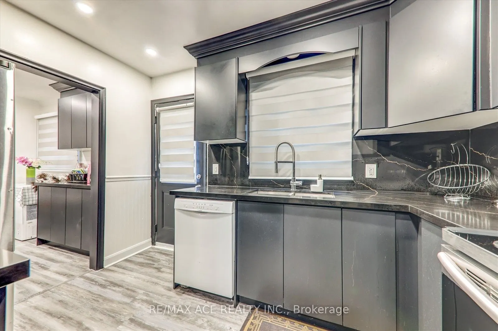 81 Grassmere Avenue