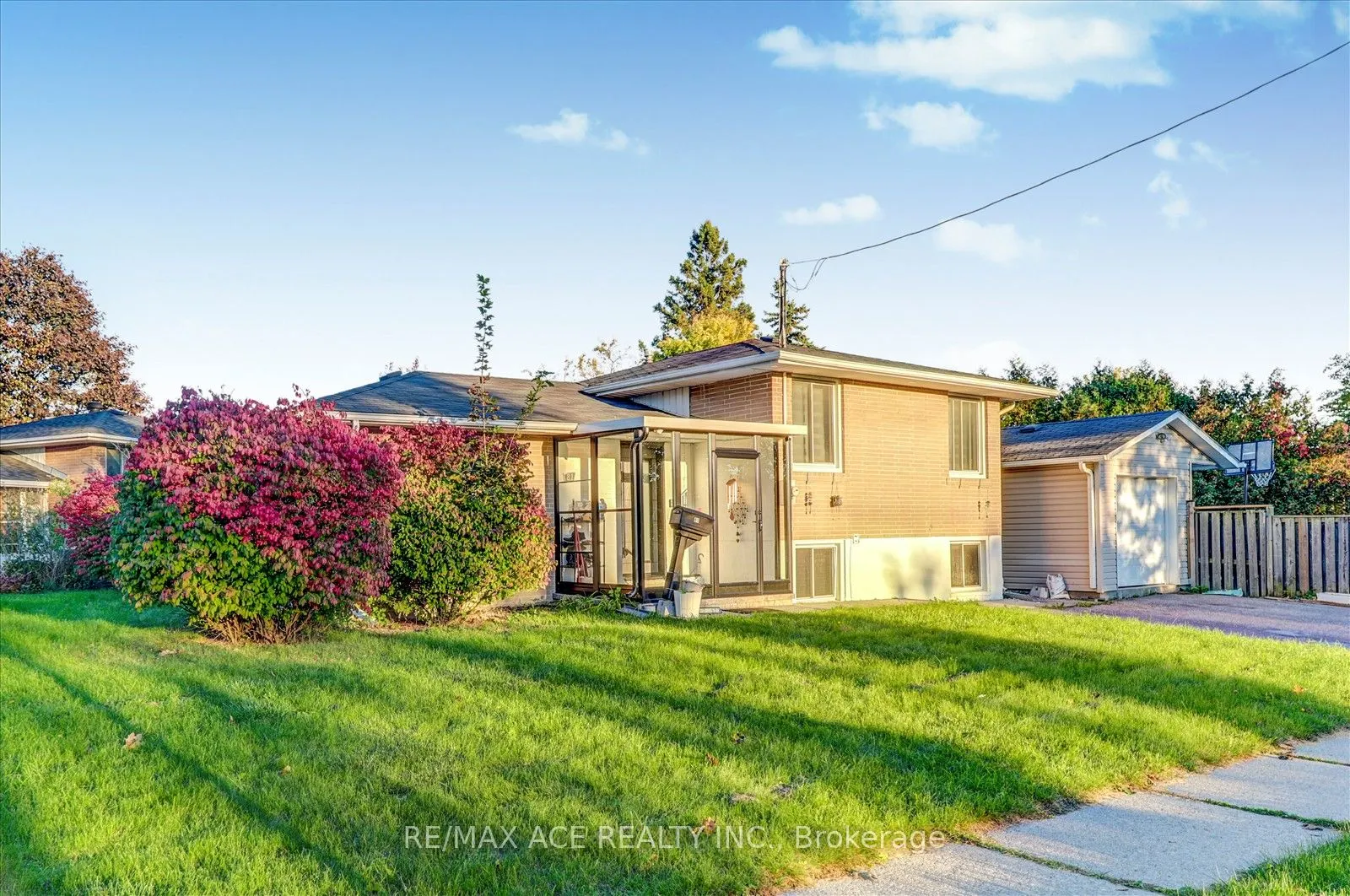 81 Grassmere Avenue