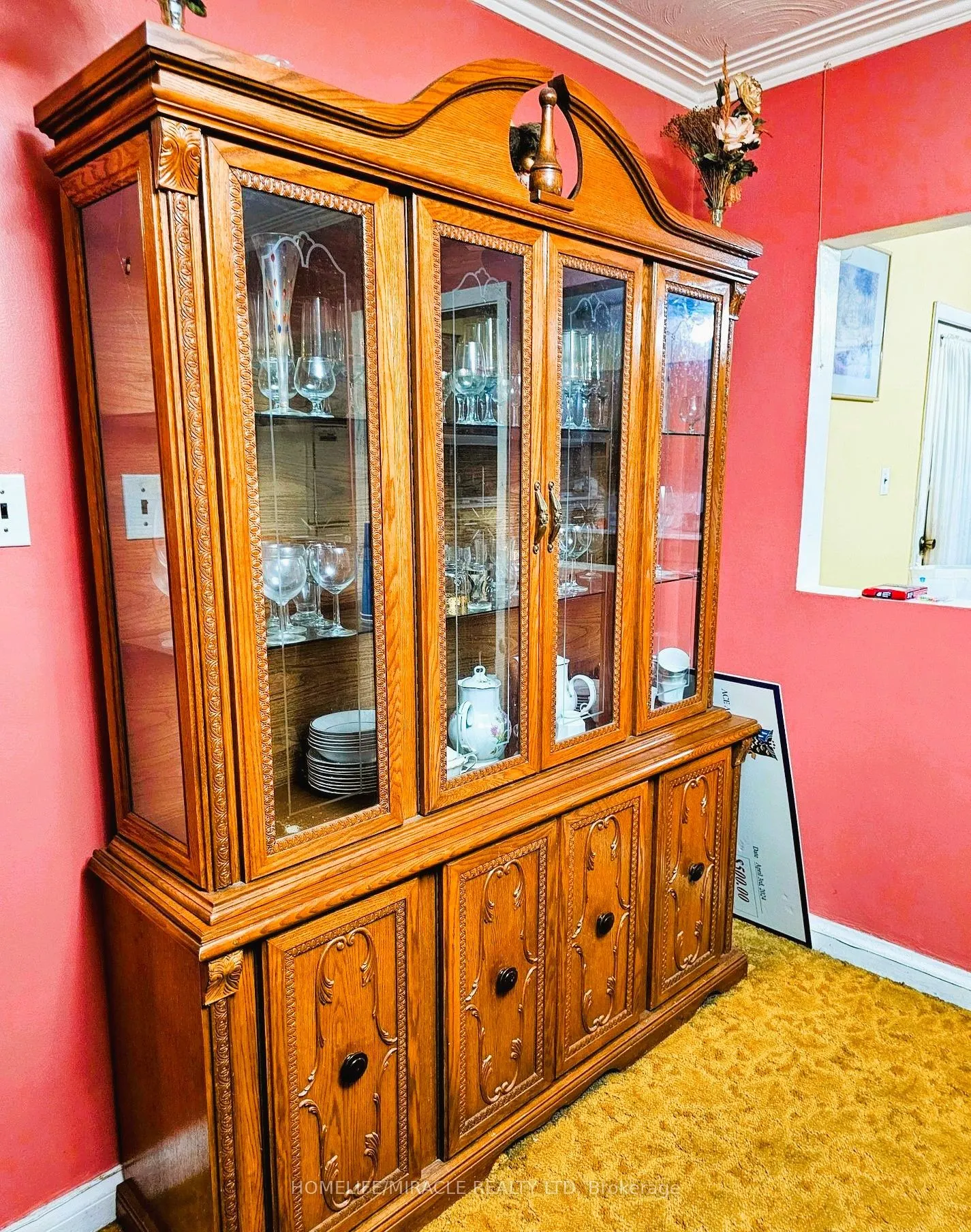 898 Kennedy Road, #Main Room