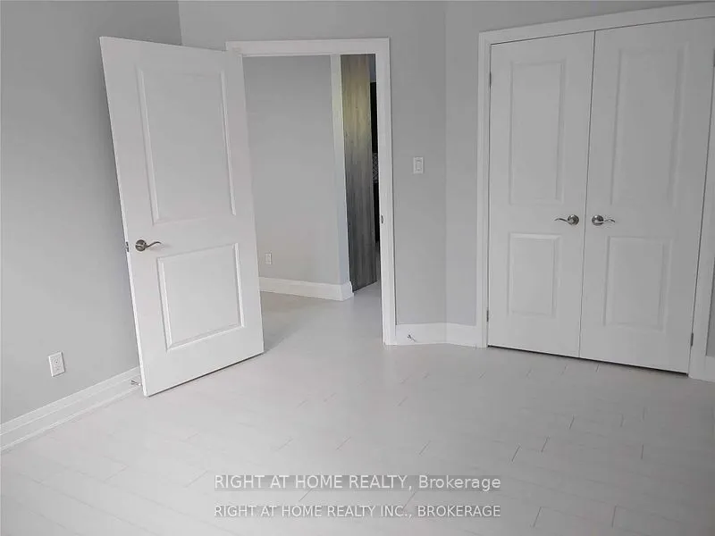 1918 Woodview Avenue, #Bsmt