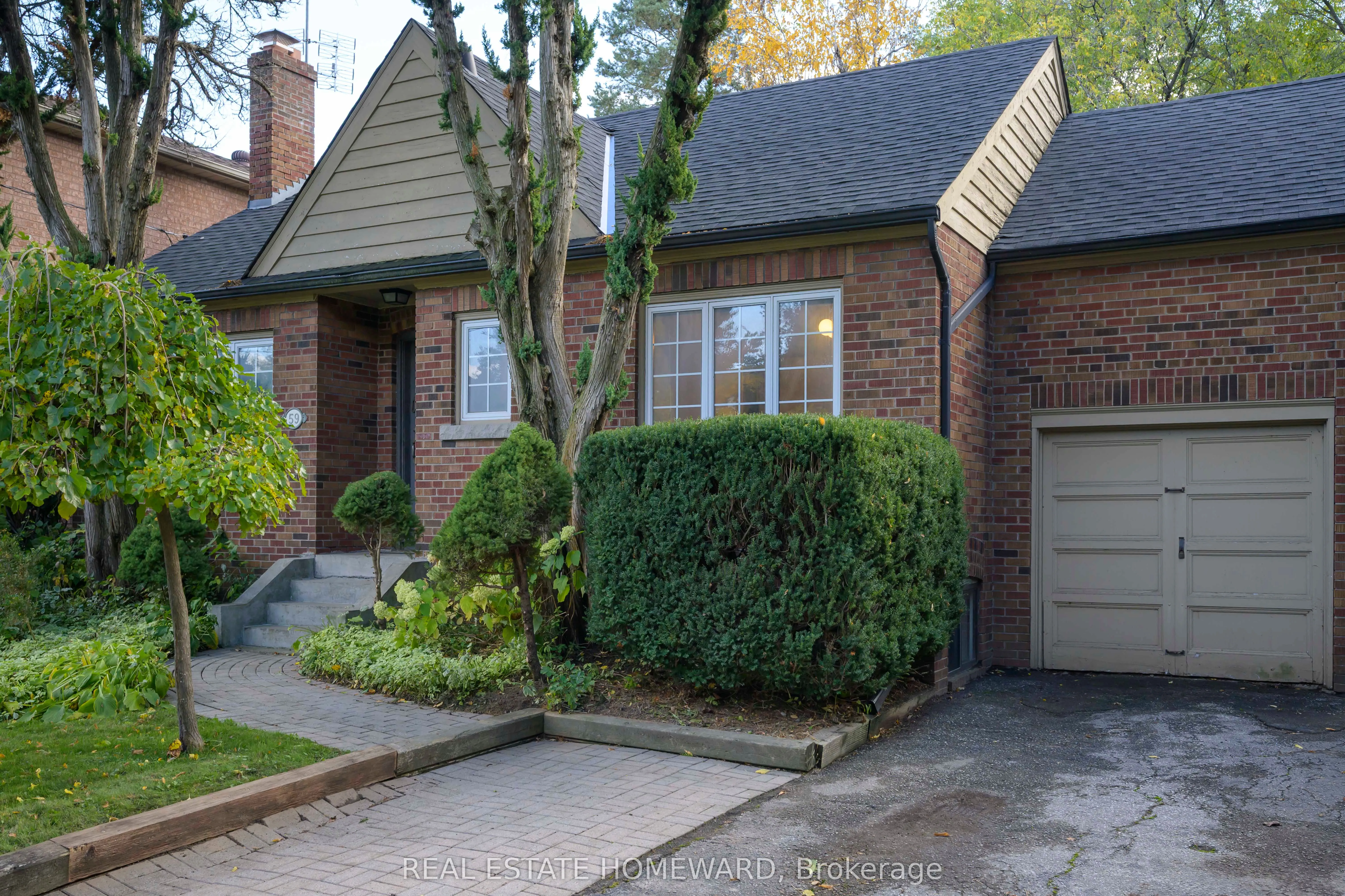 59 Parkview Hill Crescent