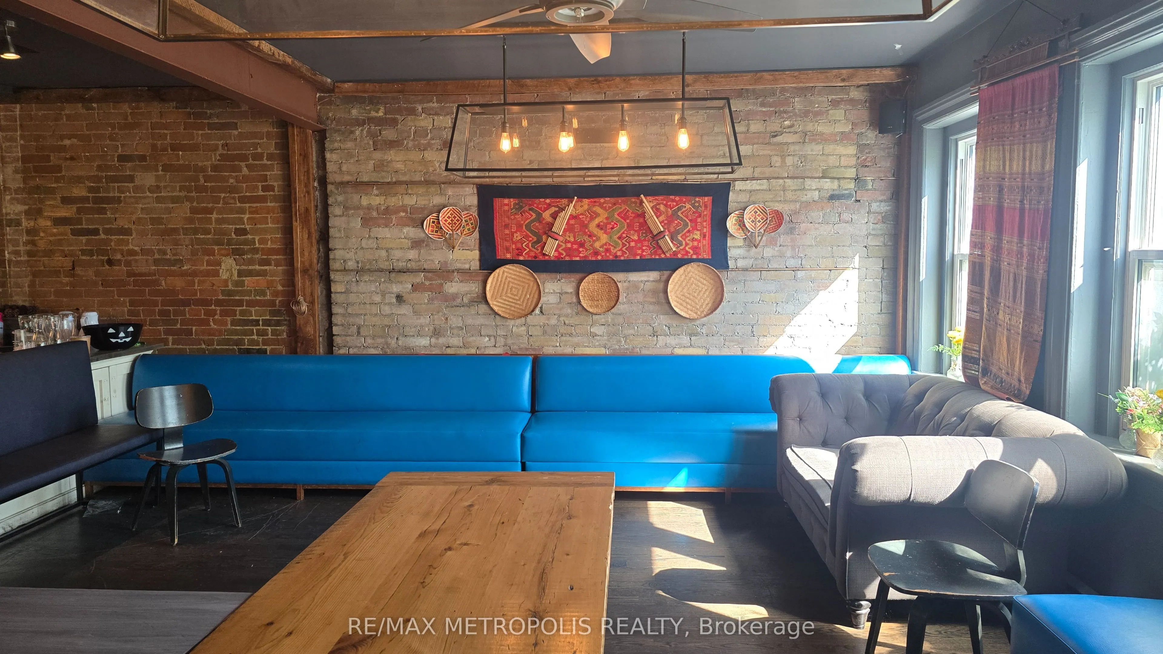 730 Queen Street E