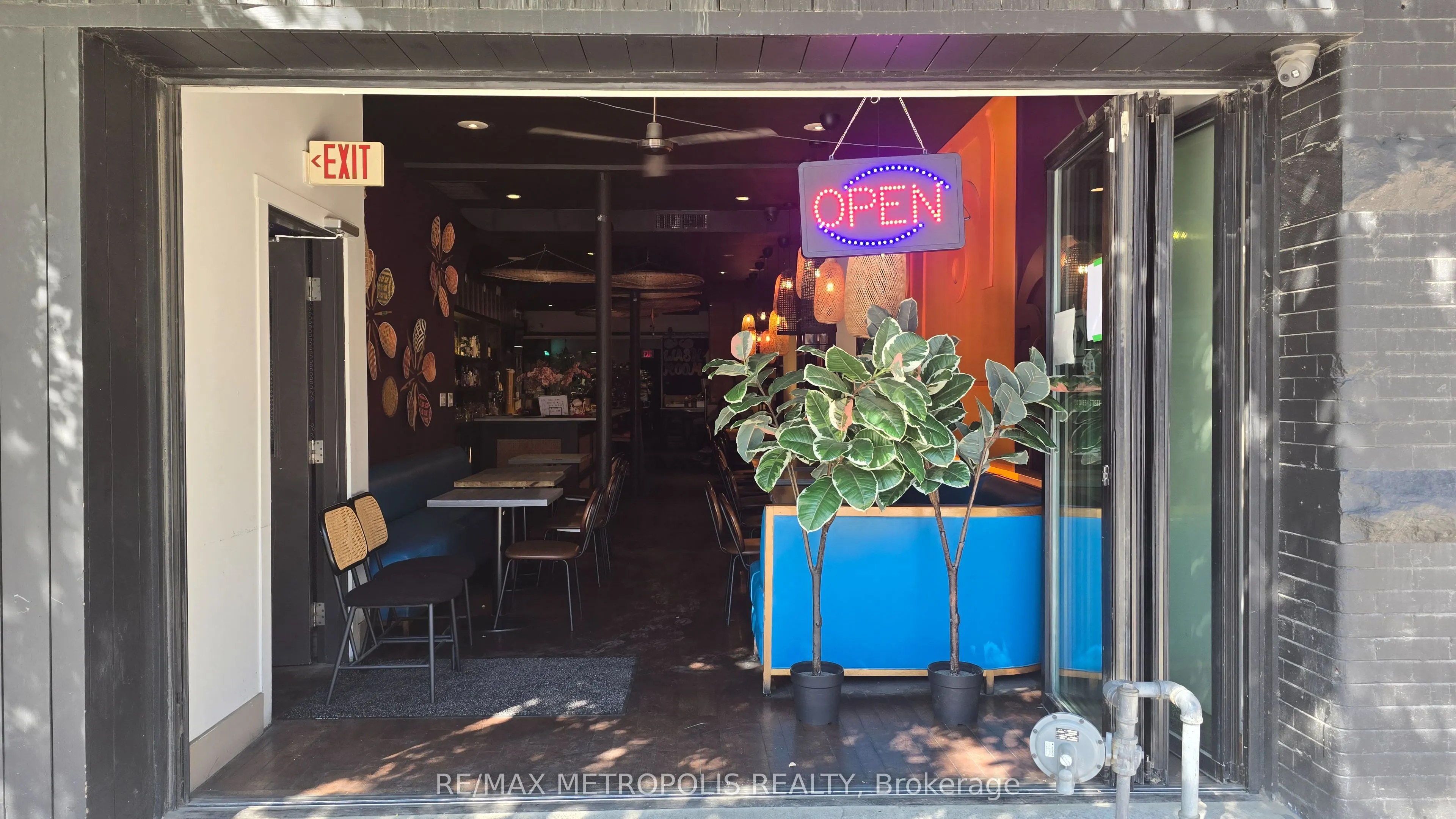 730 Queen Street E