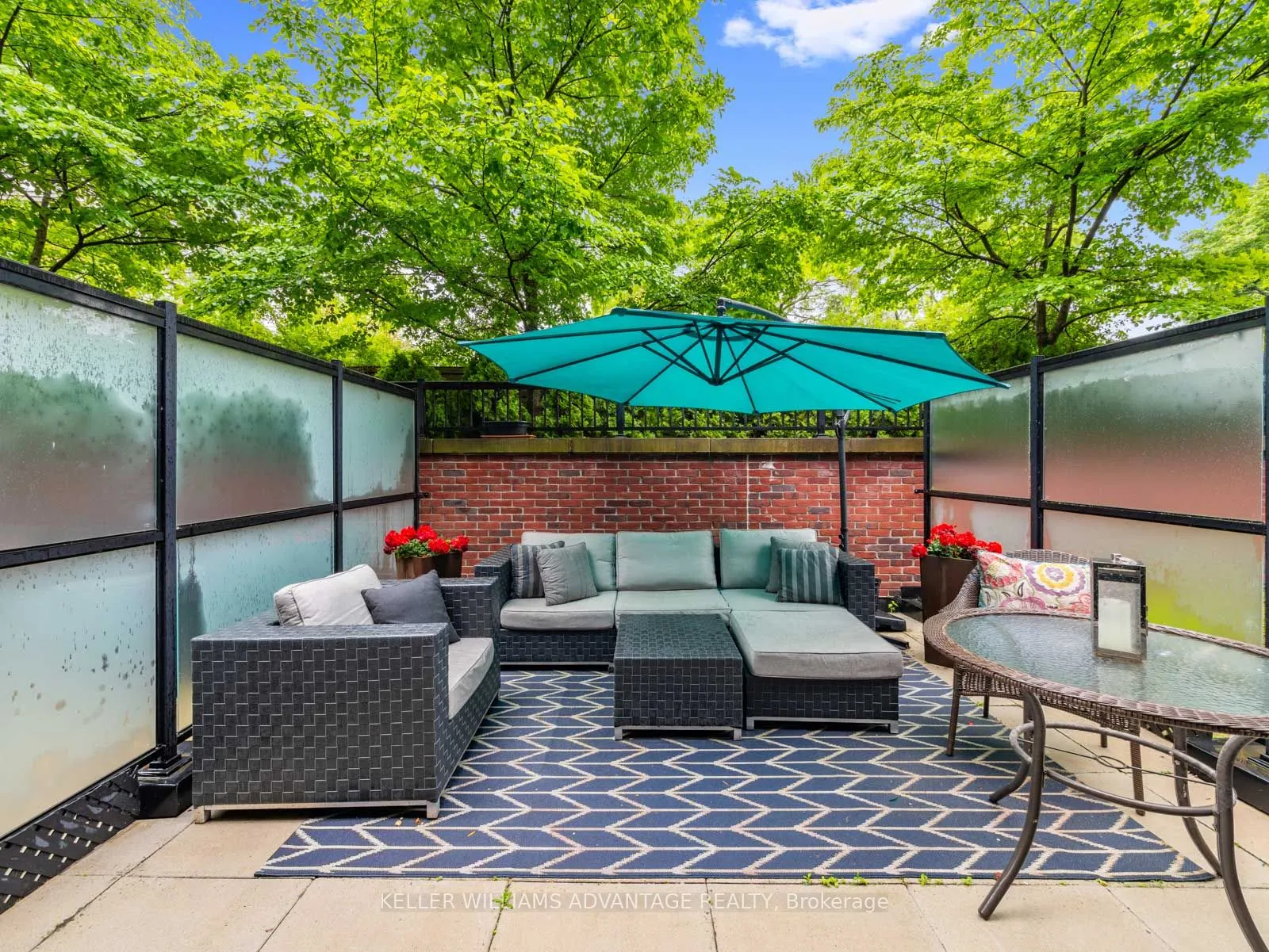 66 Kippendavie Avenue, #107