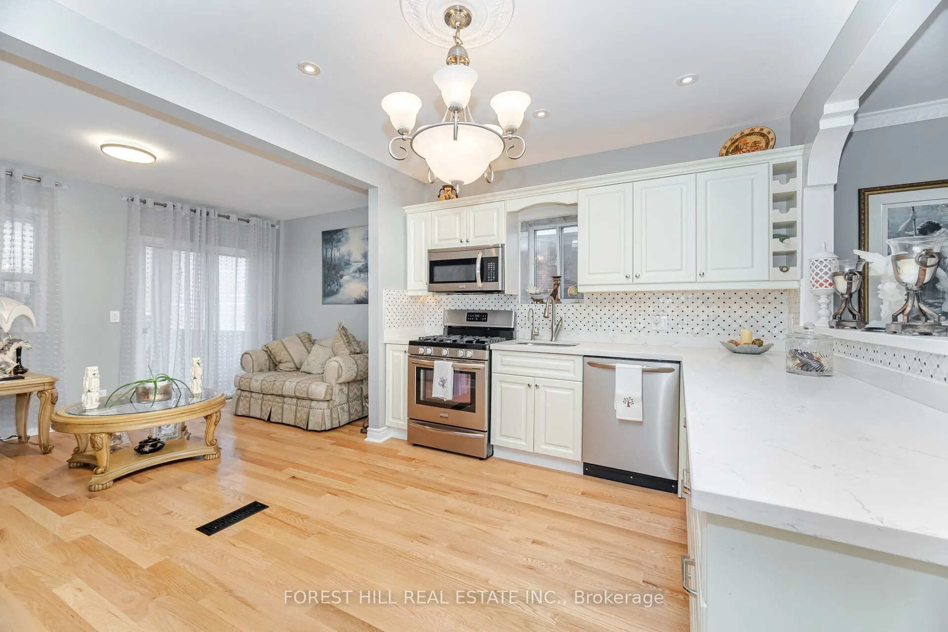 180 Milverton Boulevard
