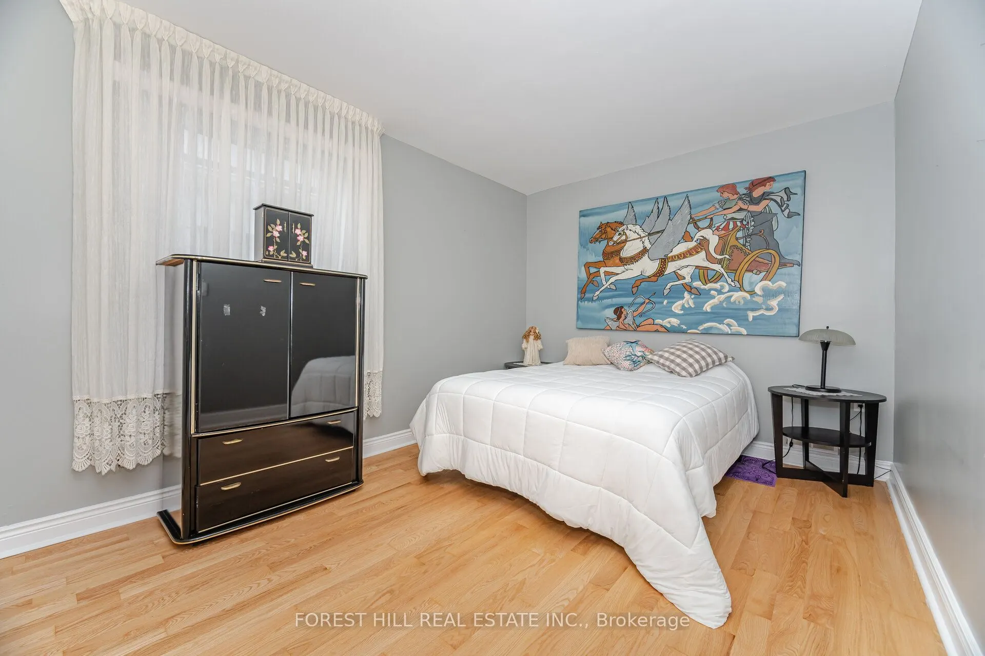 180 Milverton Boulevard