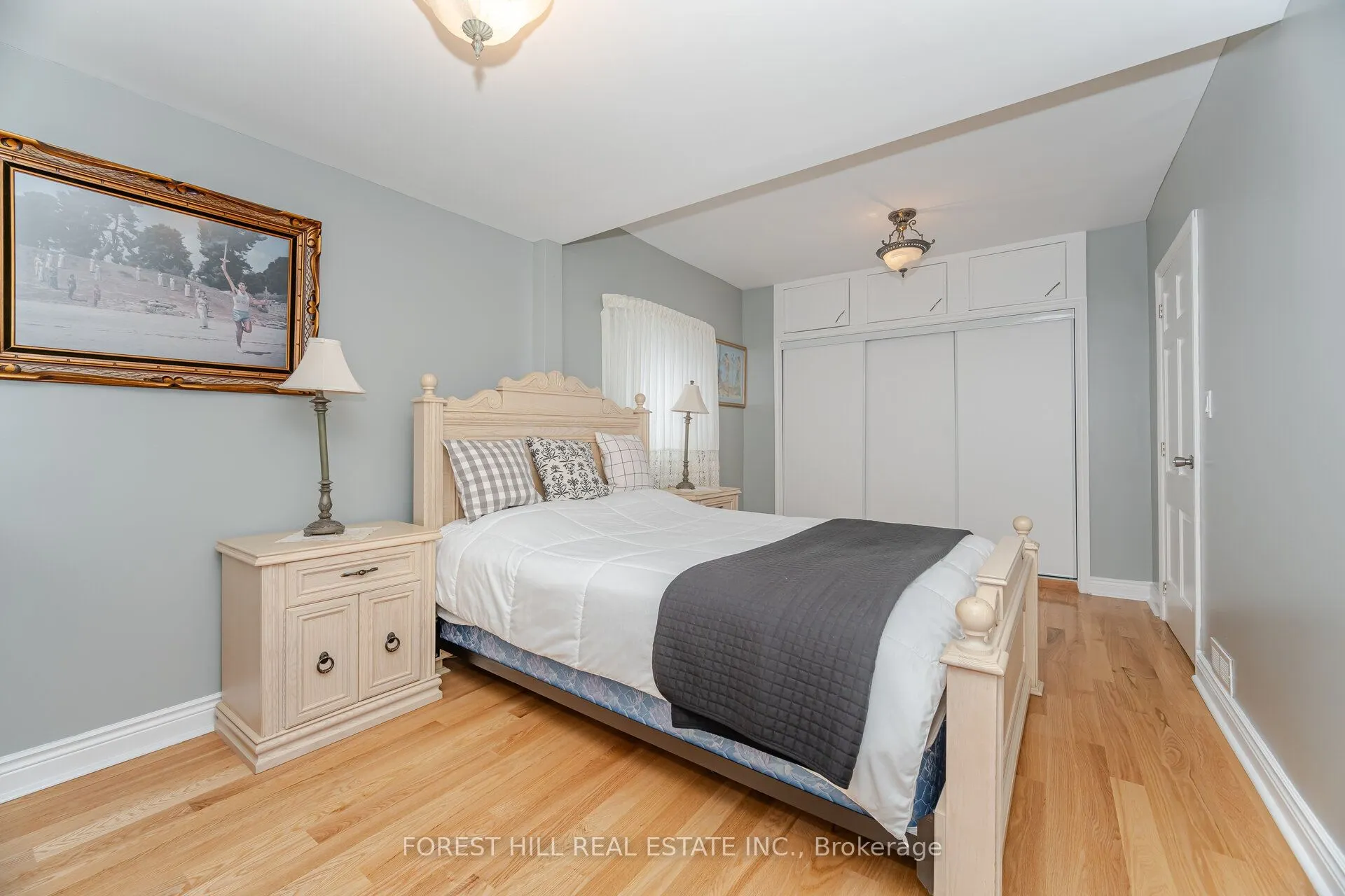 180 Milverton Boulevard