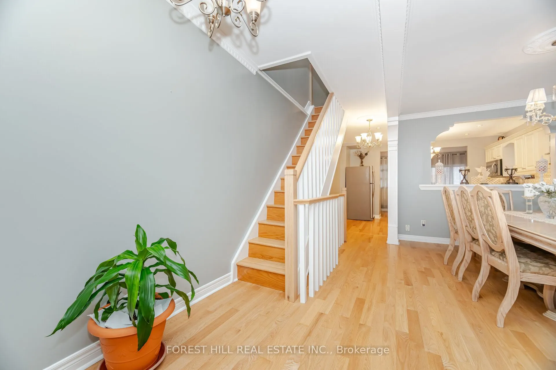 180 Milverton Boulevard