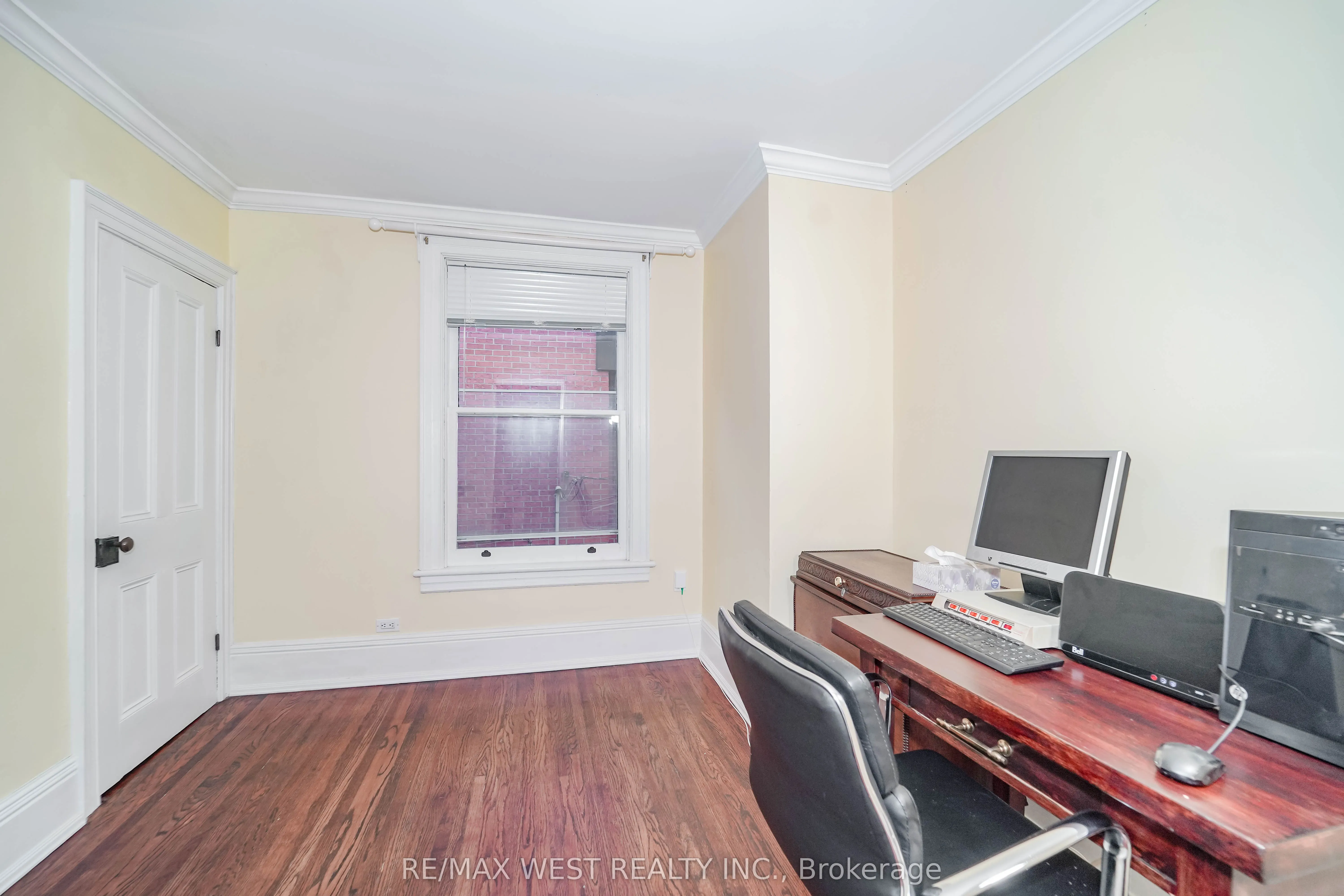 153 Booth Avenue