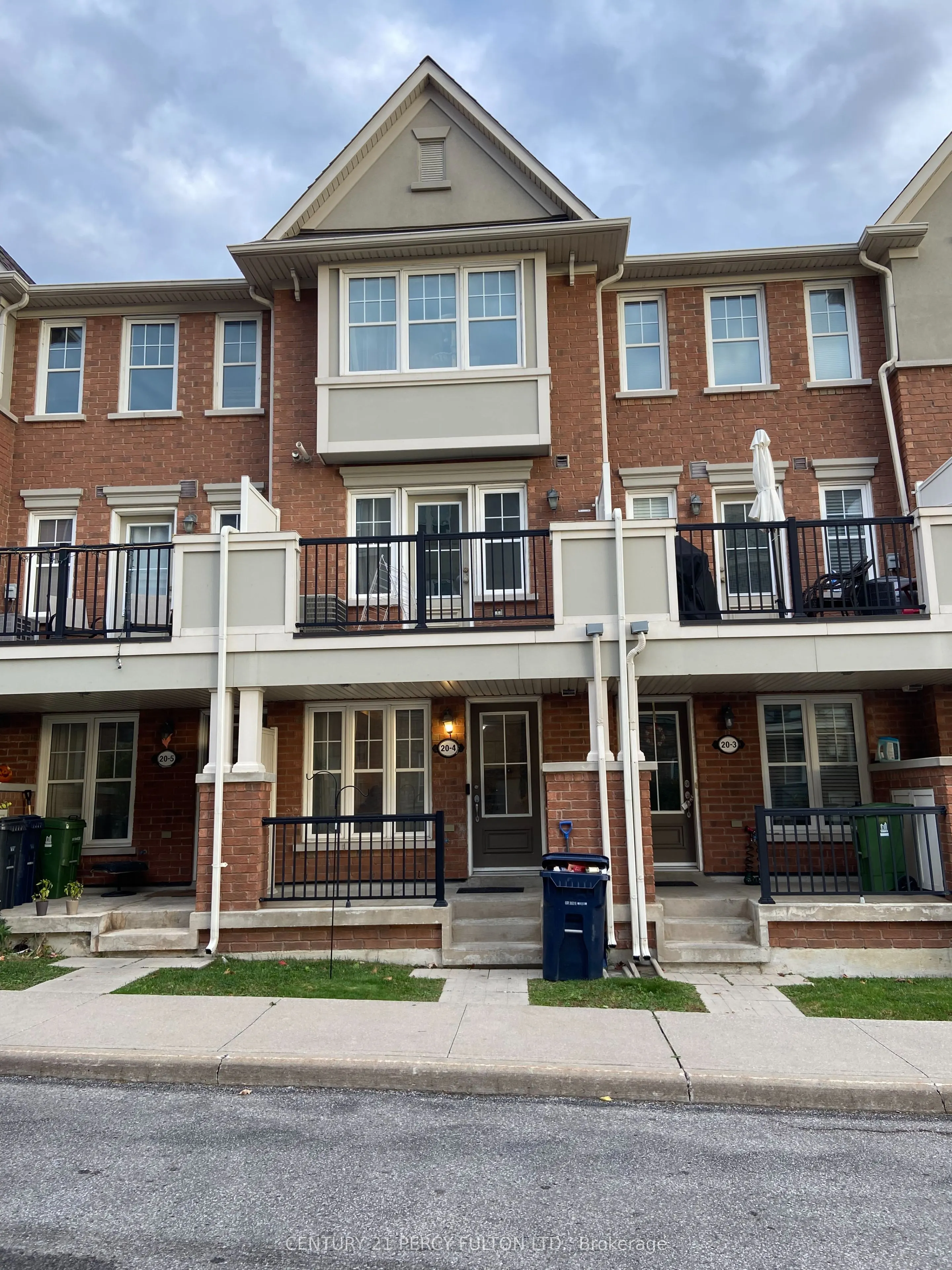 20 Mendelssohn Street, #4