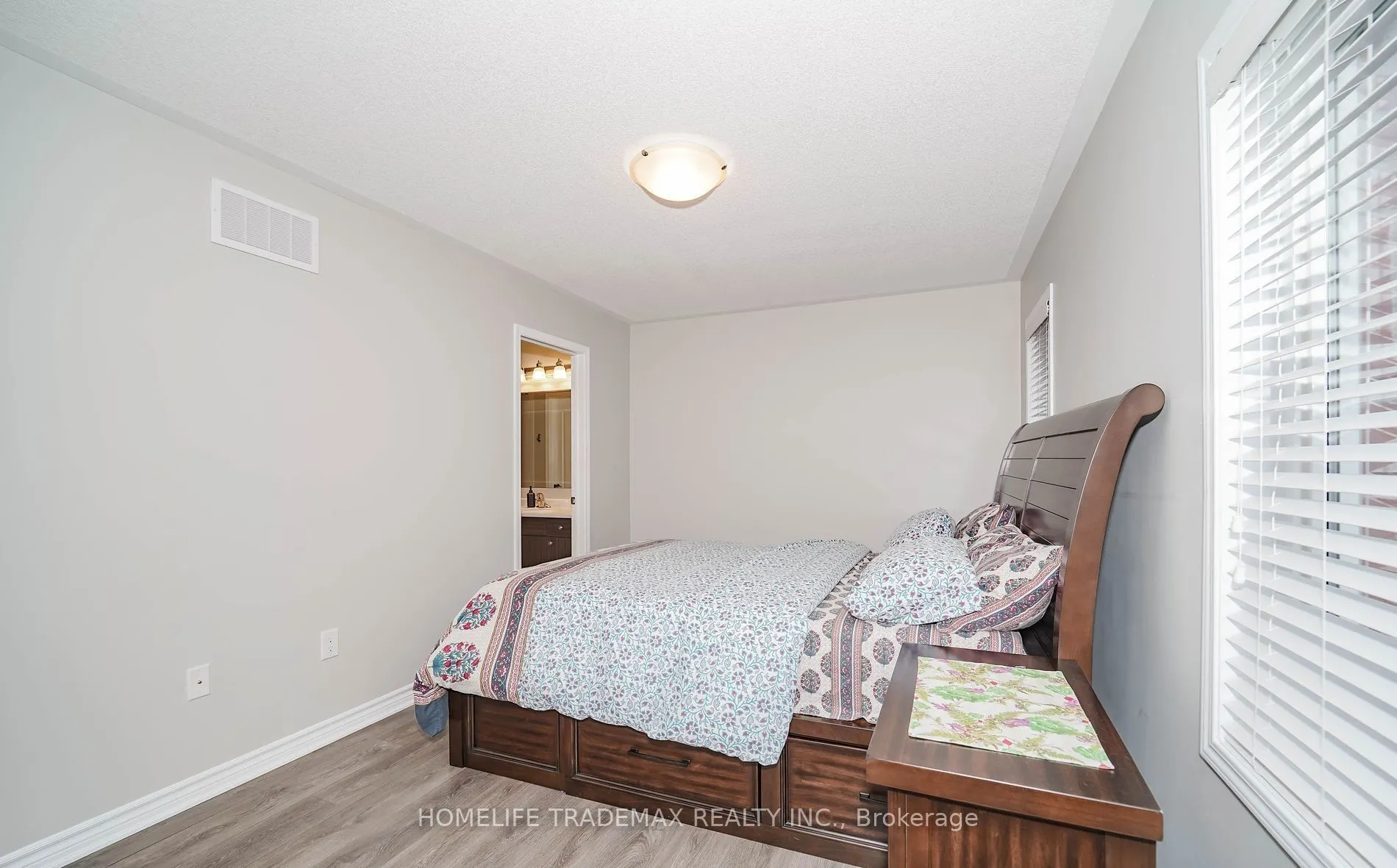 1062 Clipper Lane