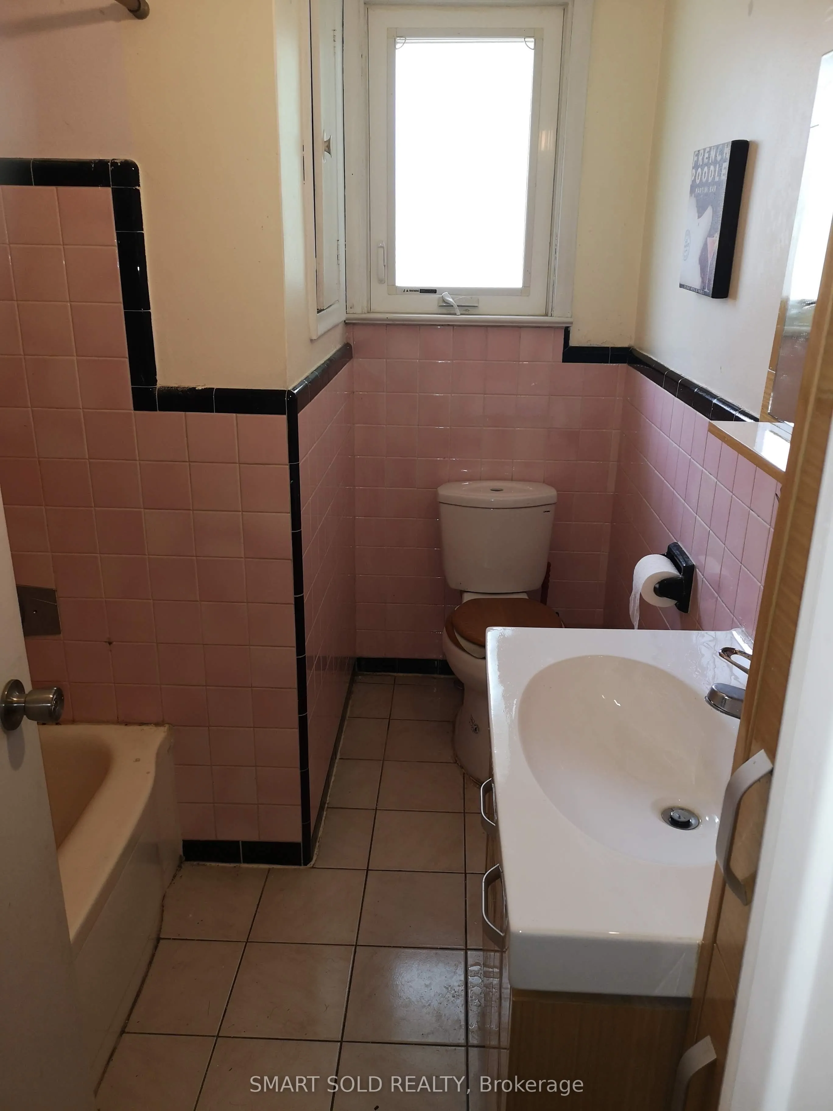 58 Emmeline Crescent, #Main