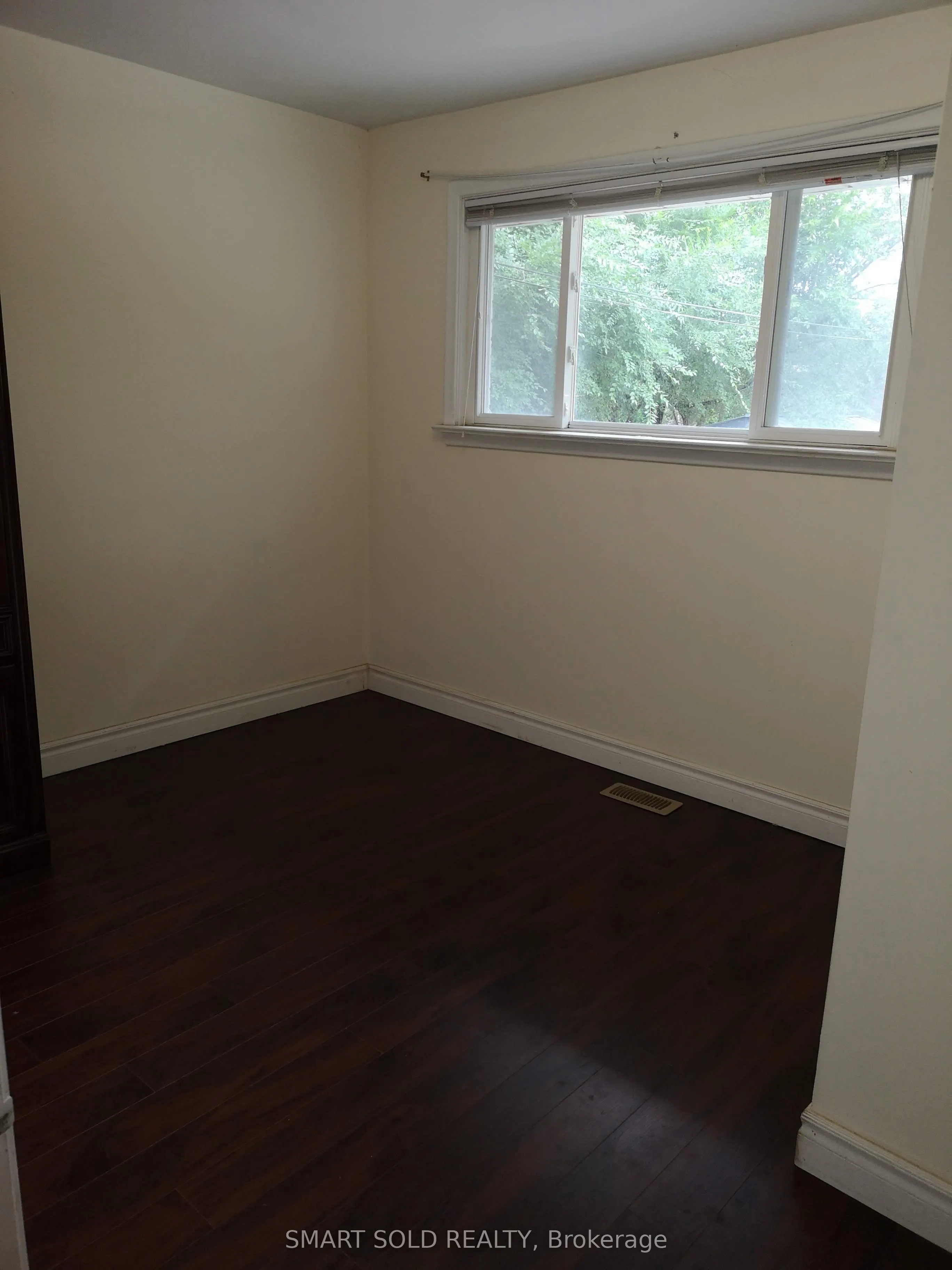 58 Emmeline Crescent, #Main