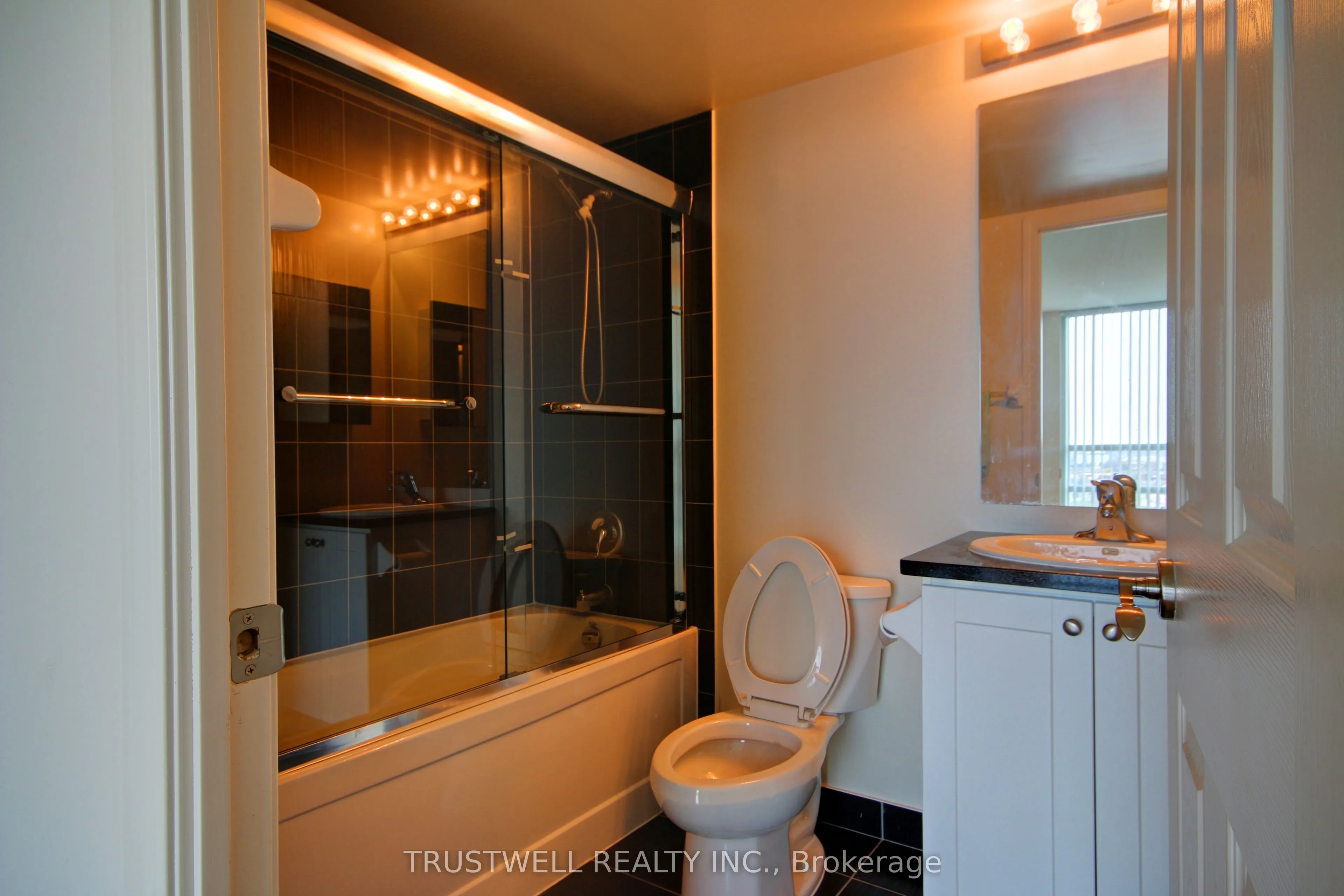 88 Grangeway Avenue, #1705