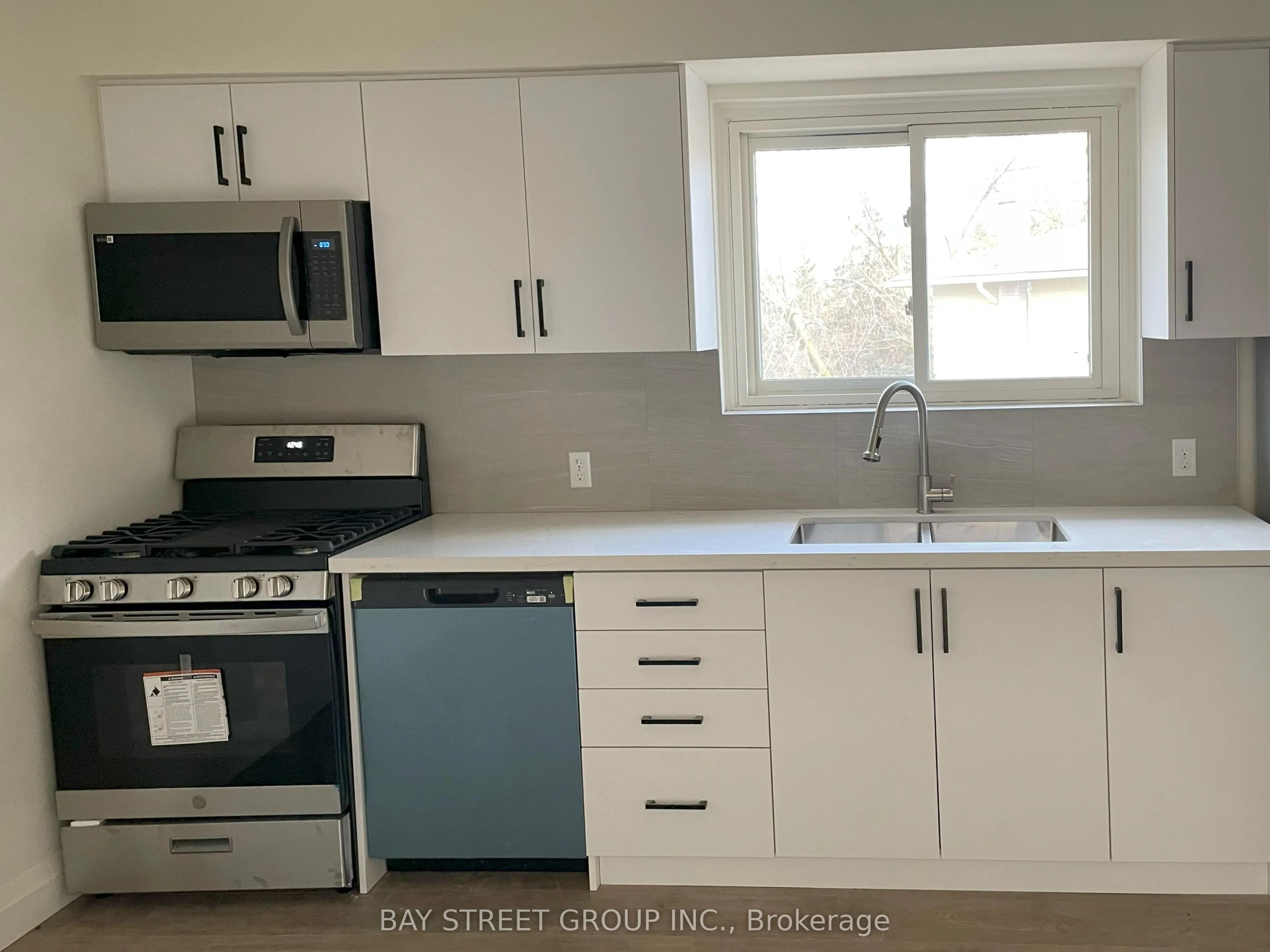 517 Harris Court, #3