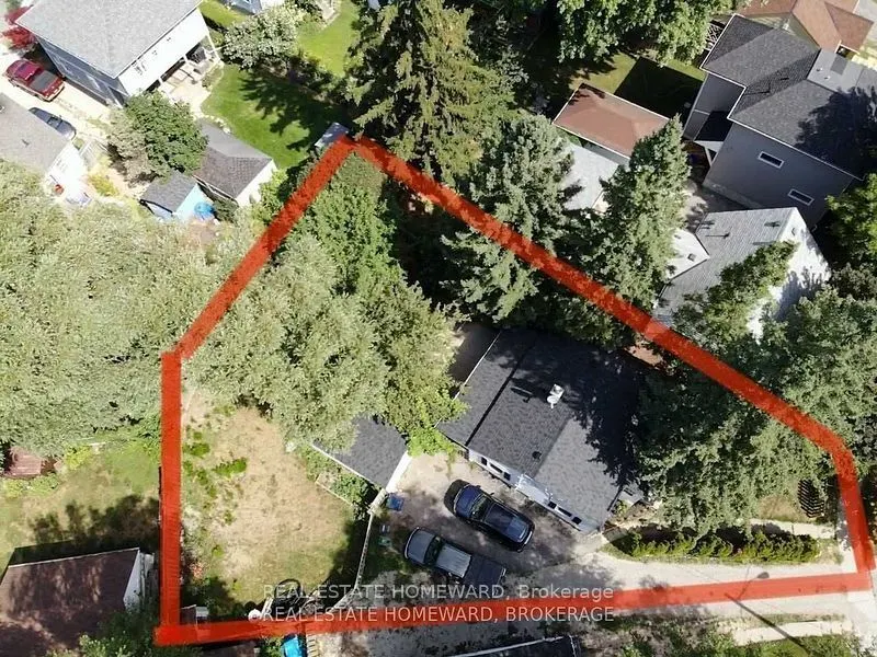 4 Warvet Crescent