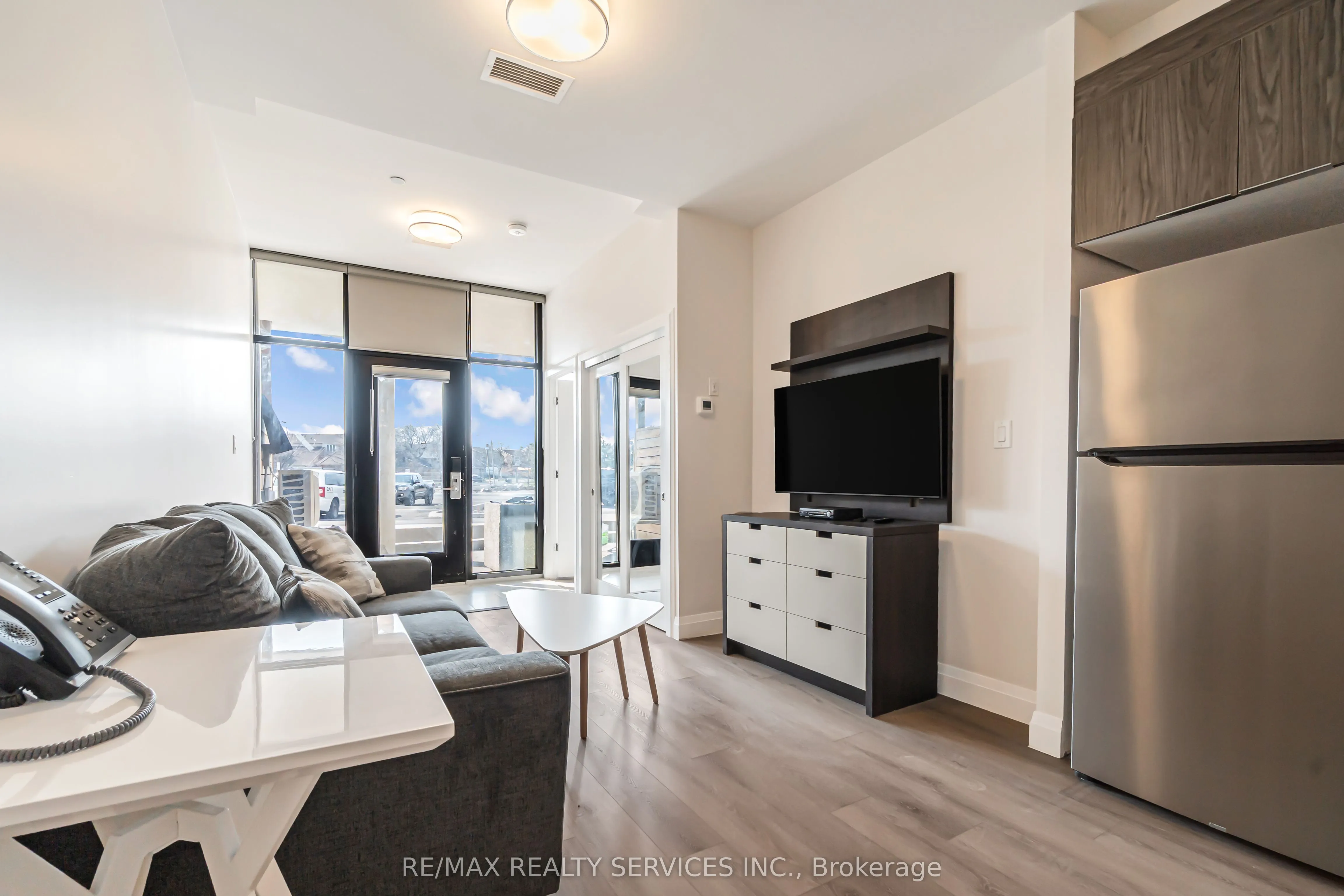 30 DEAN PARK Road, ##5