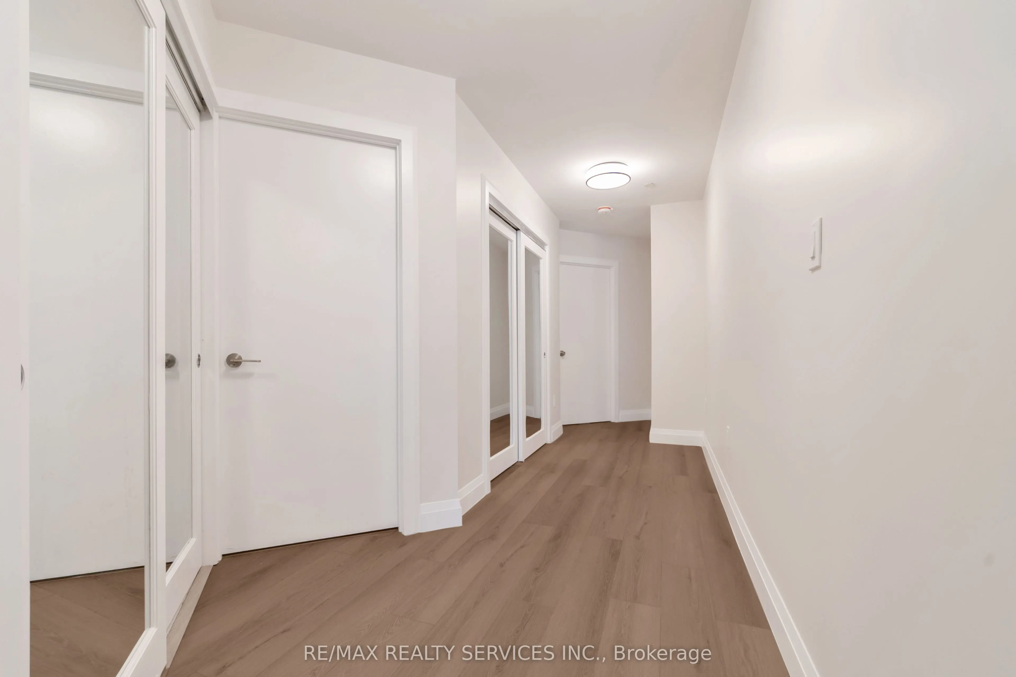 30 DEAN PARK Road, ##7