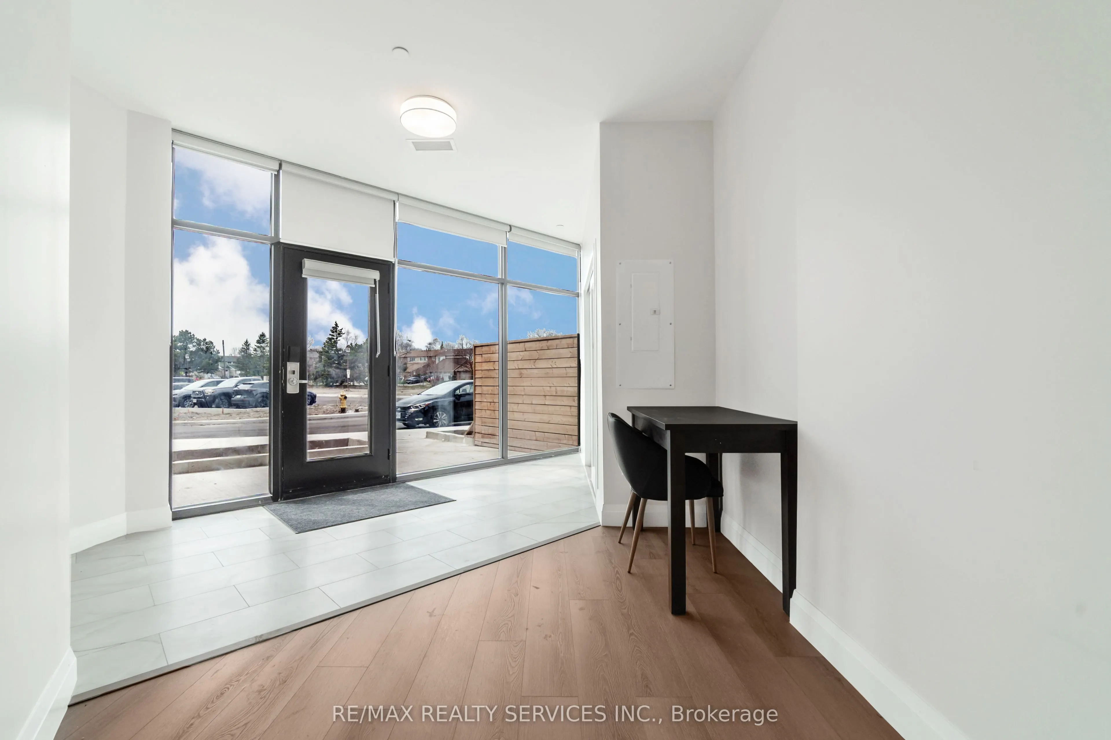 30 DEAN PARK Road, ##9